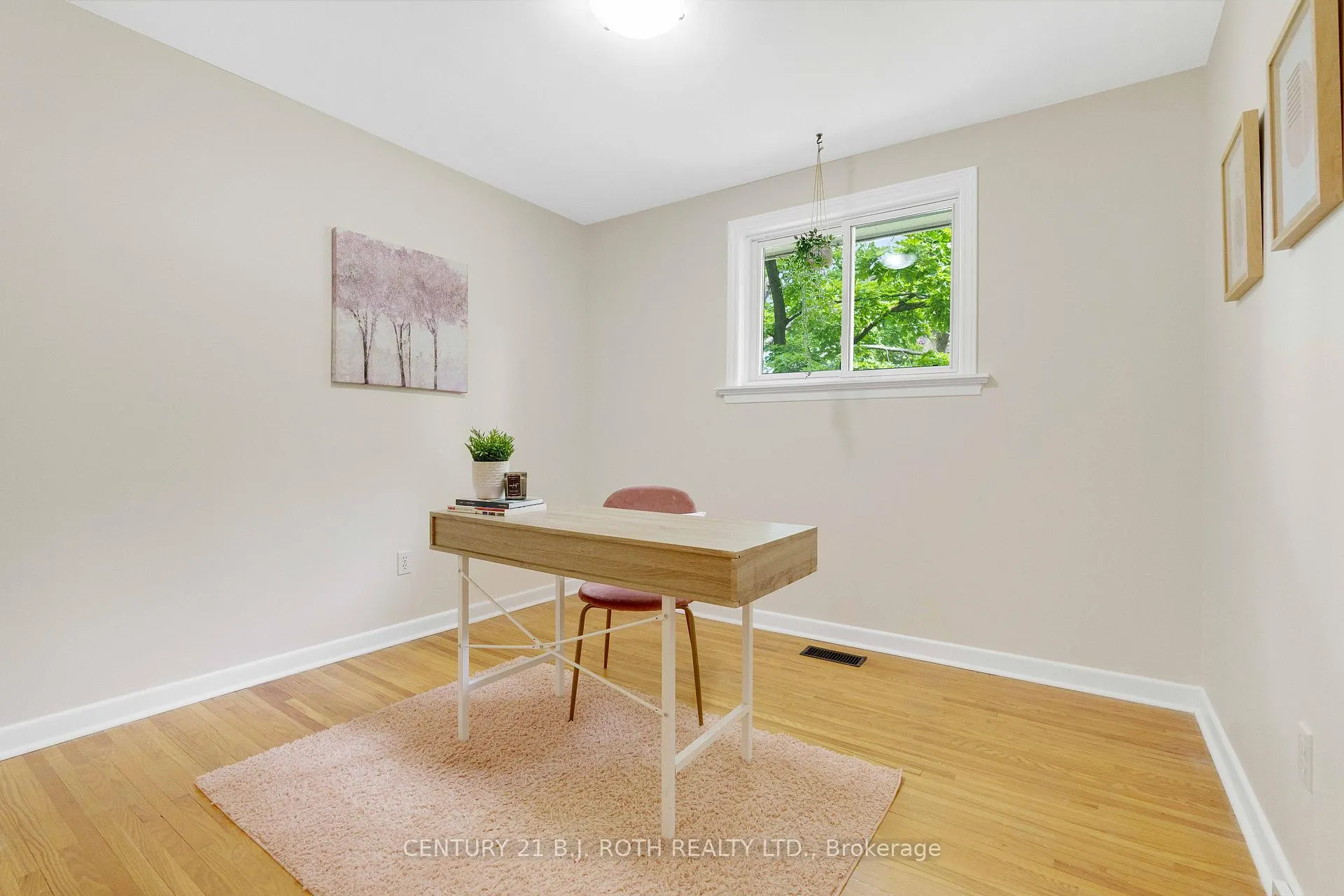 Photo 20 of 23 Alexander Avenue, Barrie, Codrington — HOMEH