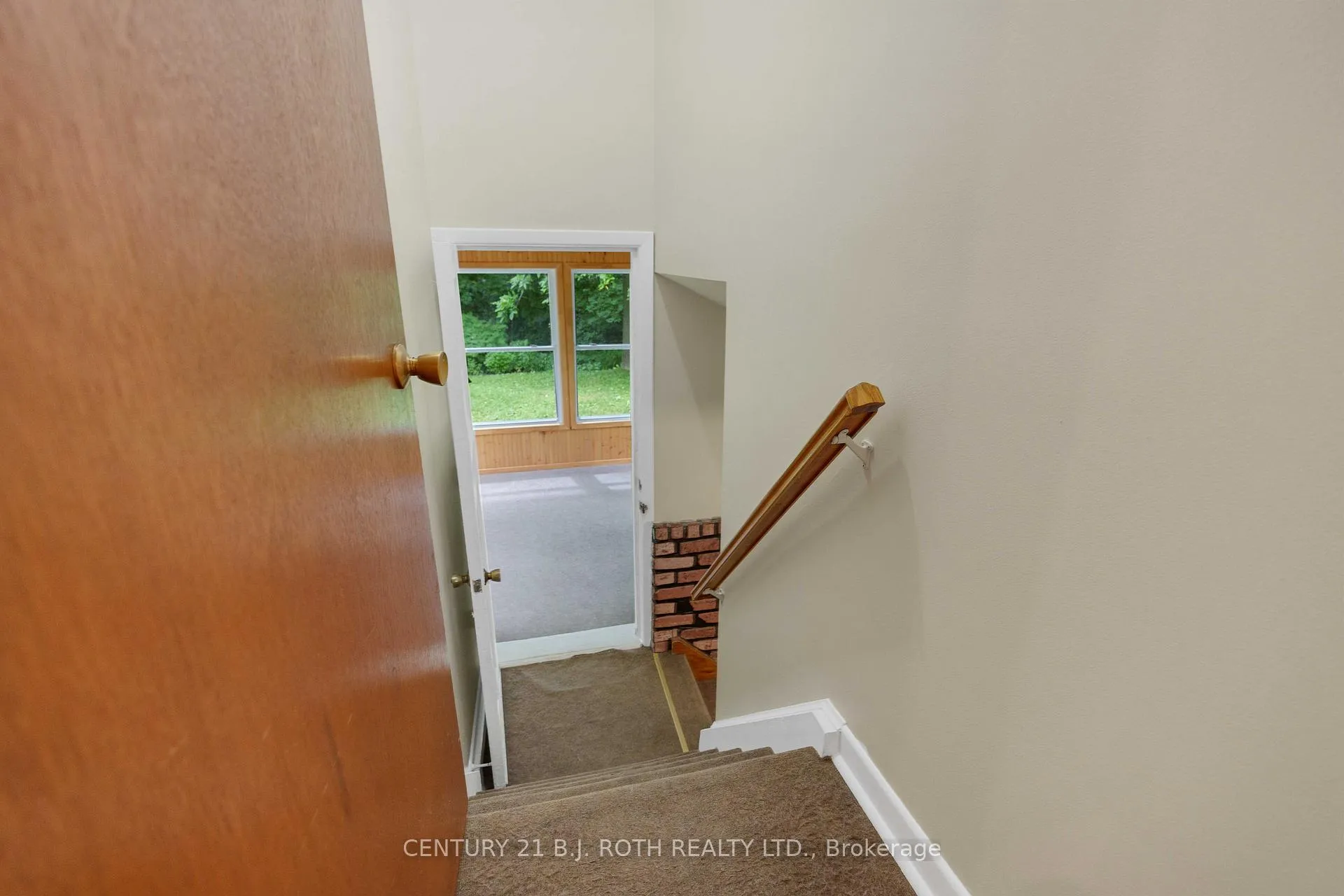 Photo 22 of 23 Alexander Avenue, Barrie, Codrington — HOMEH