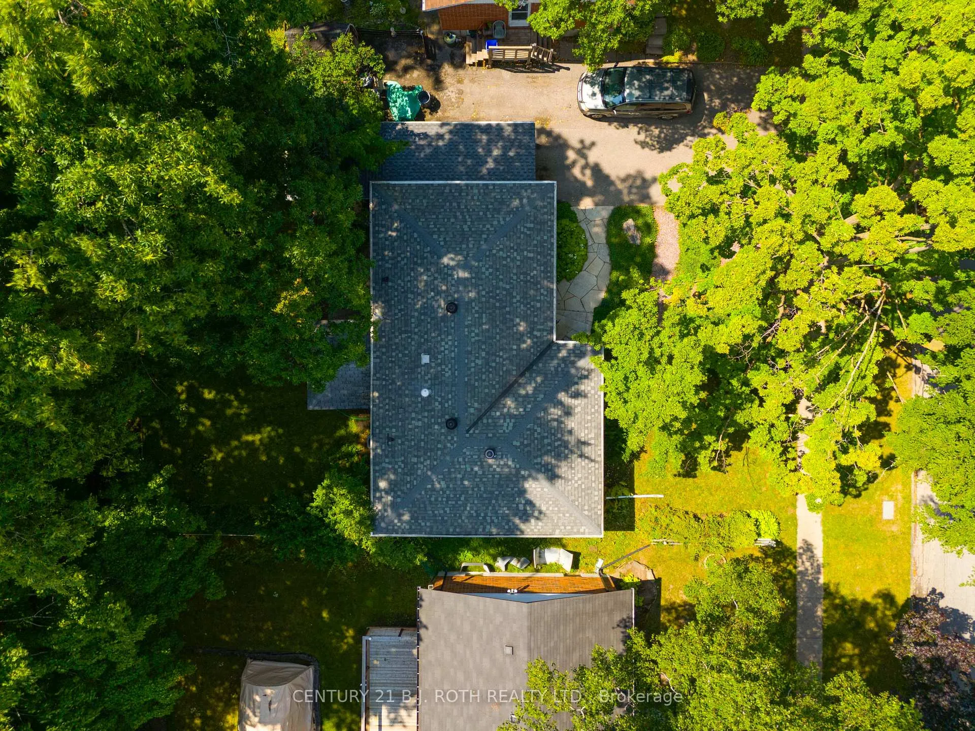 Photo 35 of 23 Alexander Avenue, Barrie, Codrington — HOMEH
