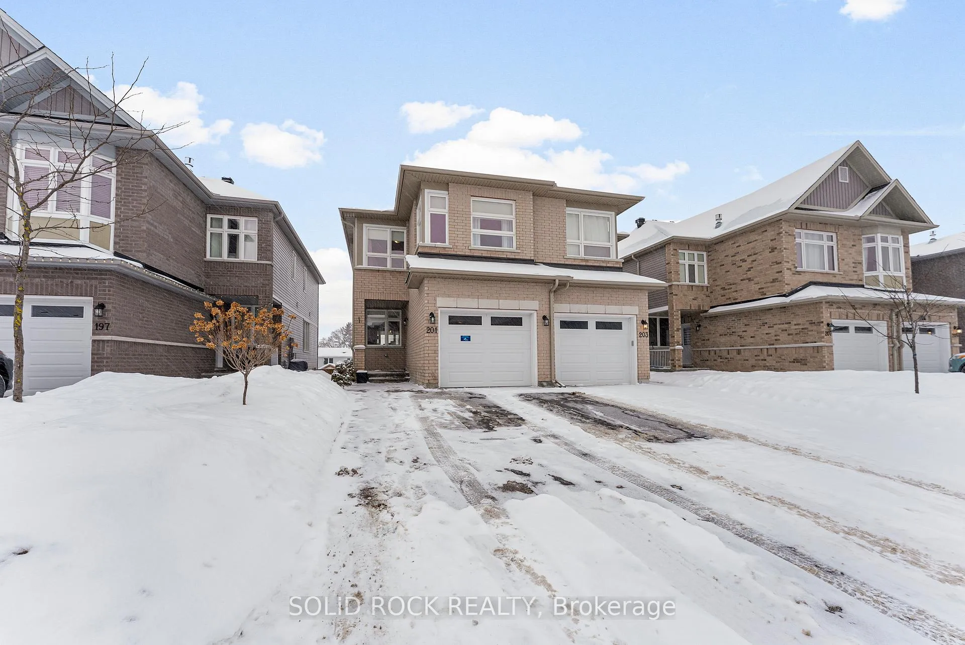 Photo 2 of 201 Bert Hall Street, Arnprior — HOMEH