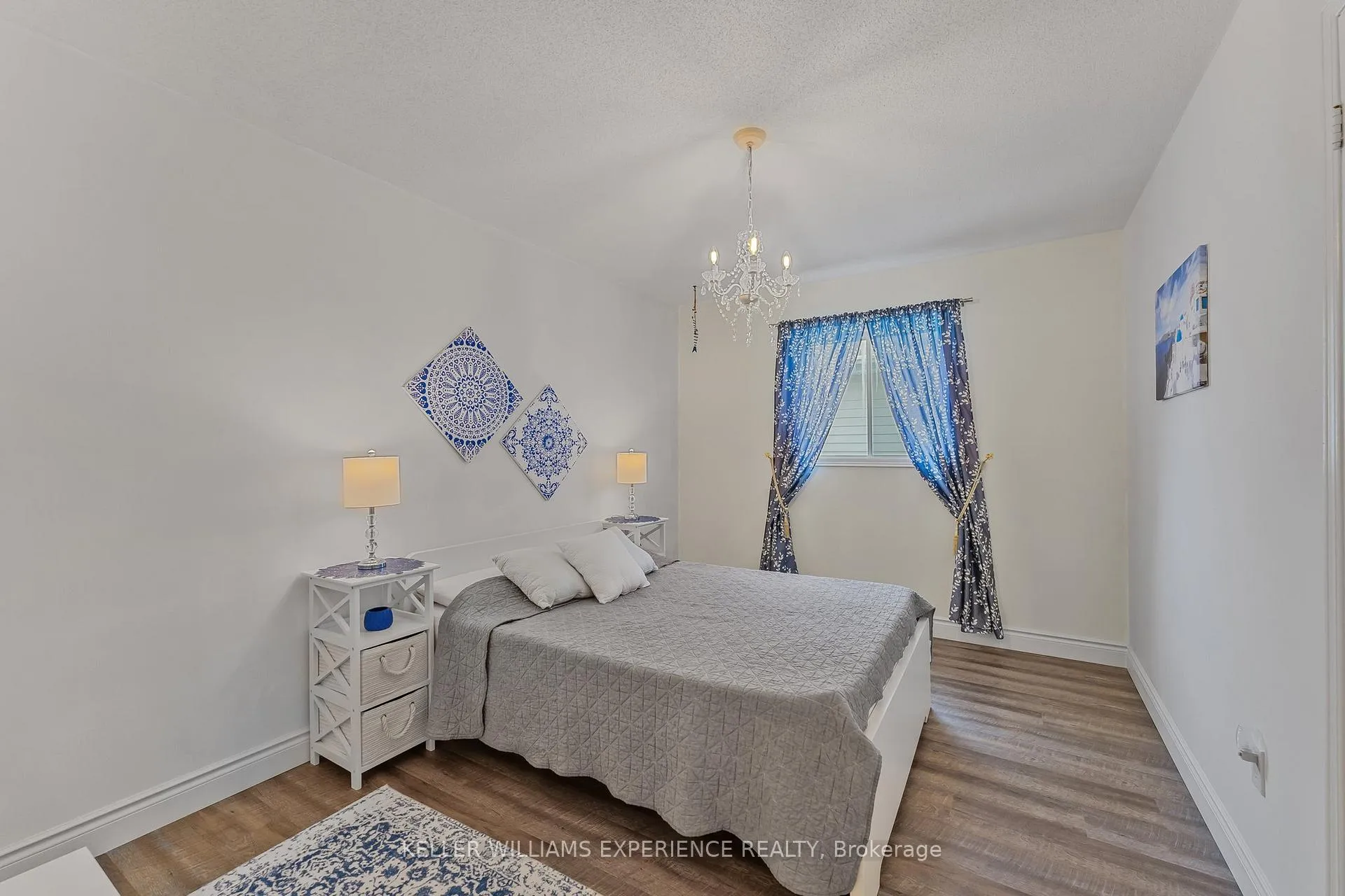 Photo 21 of 36 Engel Crescent, Barrie, Letitia Heights — HOMEH