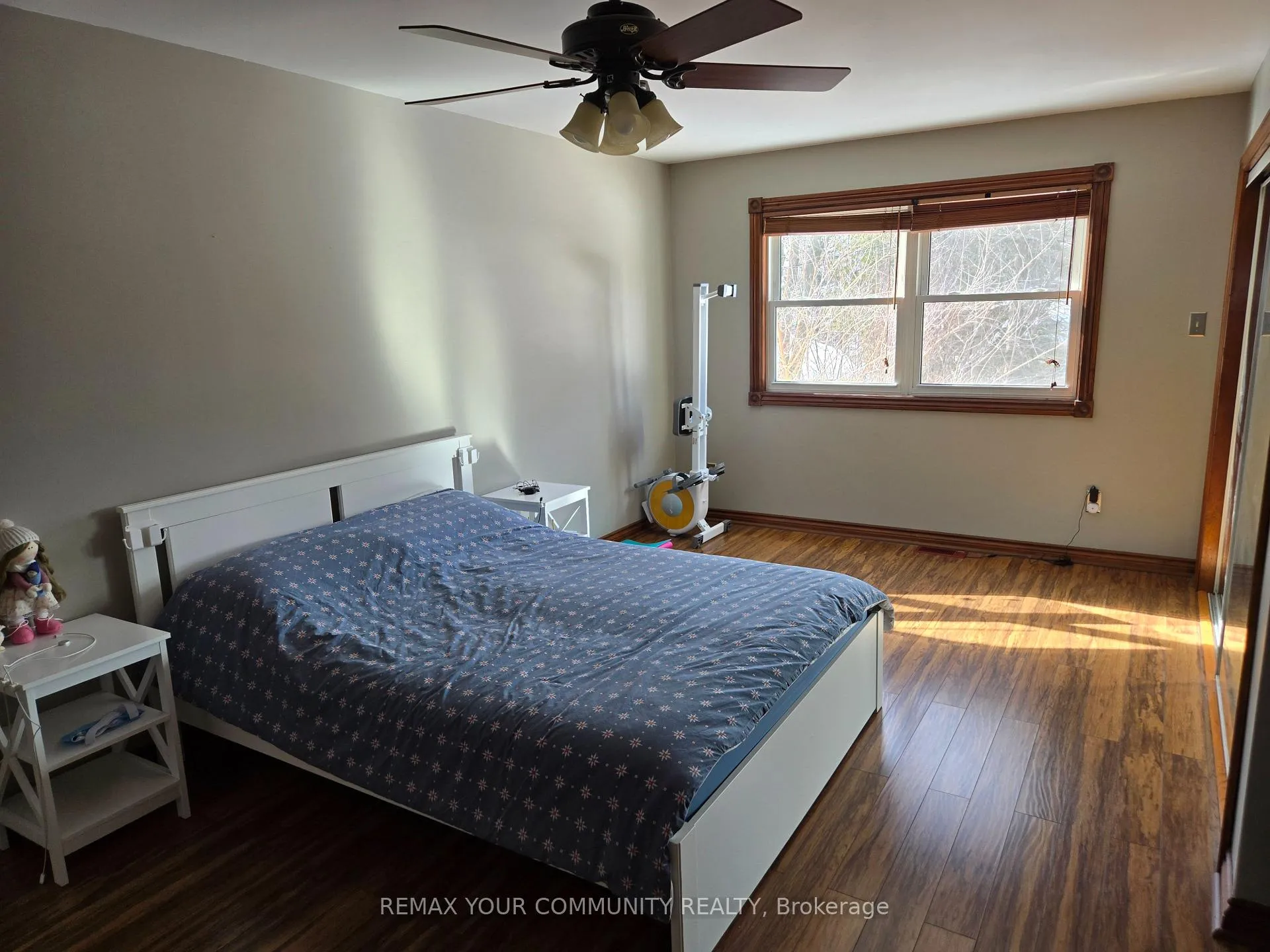 Photo 14 of Unit Main Floor, 18 Collins Crescent, Aurora, Aurora Heights — HOMEH