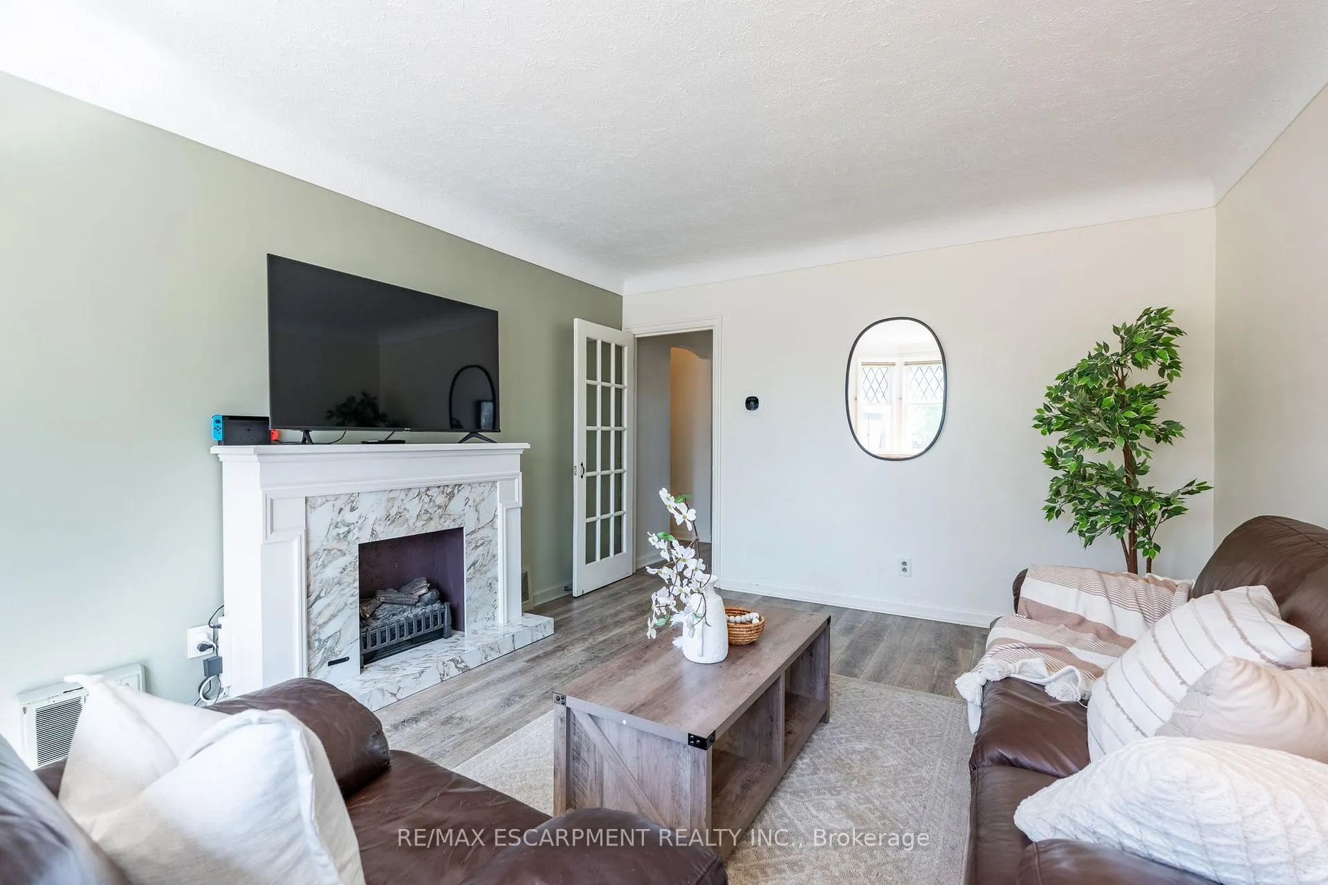 Photo 5 of 167 Rodgers Road, Hamilton, Glenview — HOMEH