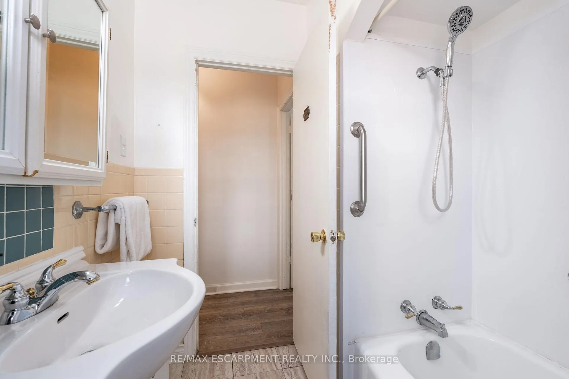 Photo 18 of 167 Rodgers Road, Hamilton, Glenview — HOMEH