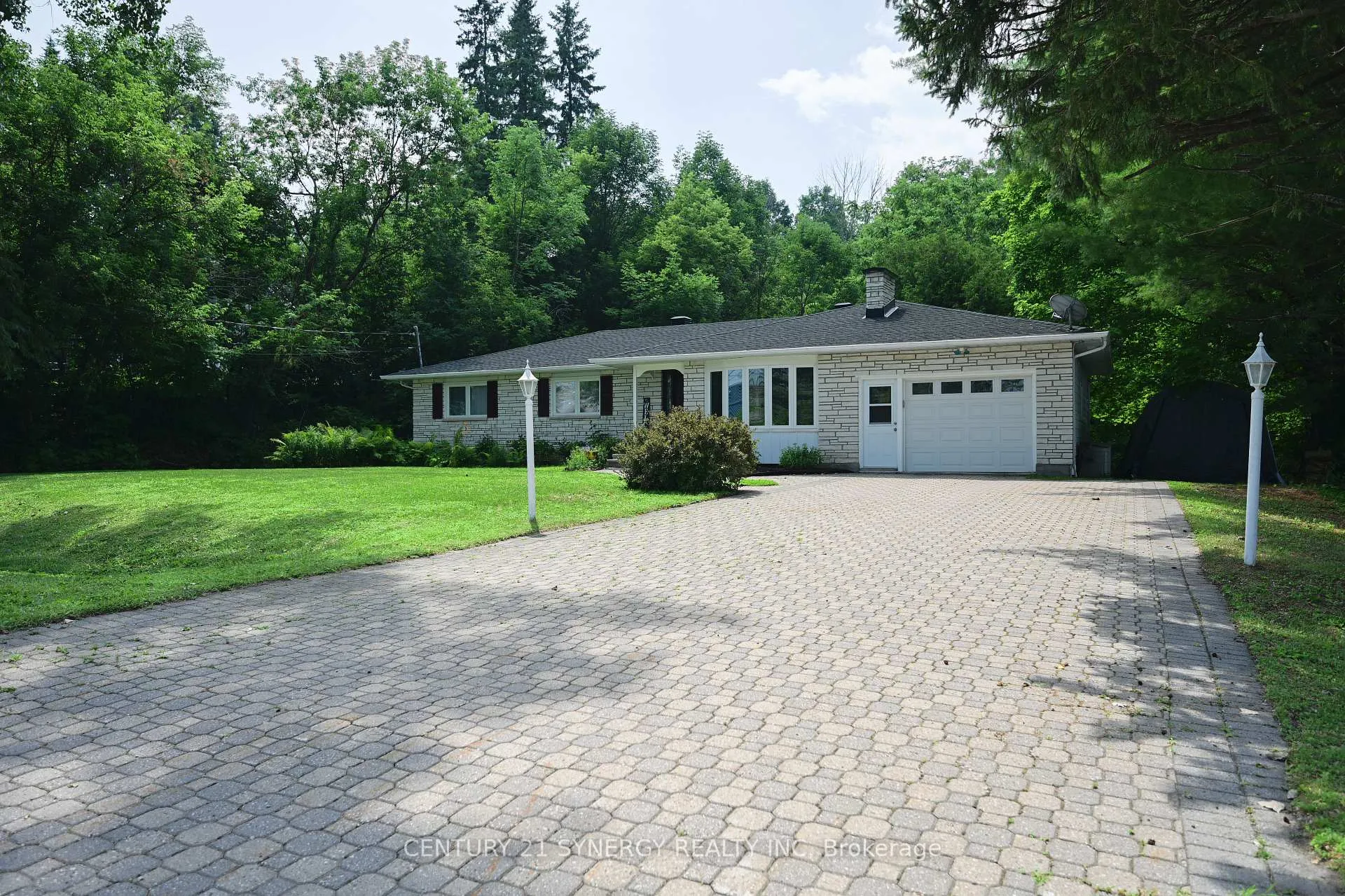 Photo 2 of 1106 Dunning Road, Ottawa, Cumberland Ridge — HOMEH