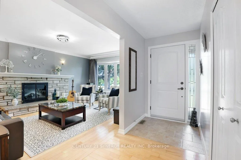 Photo 4 of 1106 Dunning Road, Ottawa, Cumberland Ridge — HOMEH