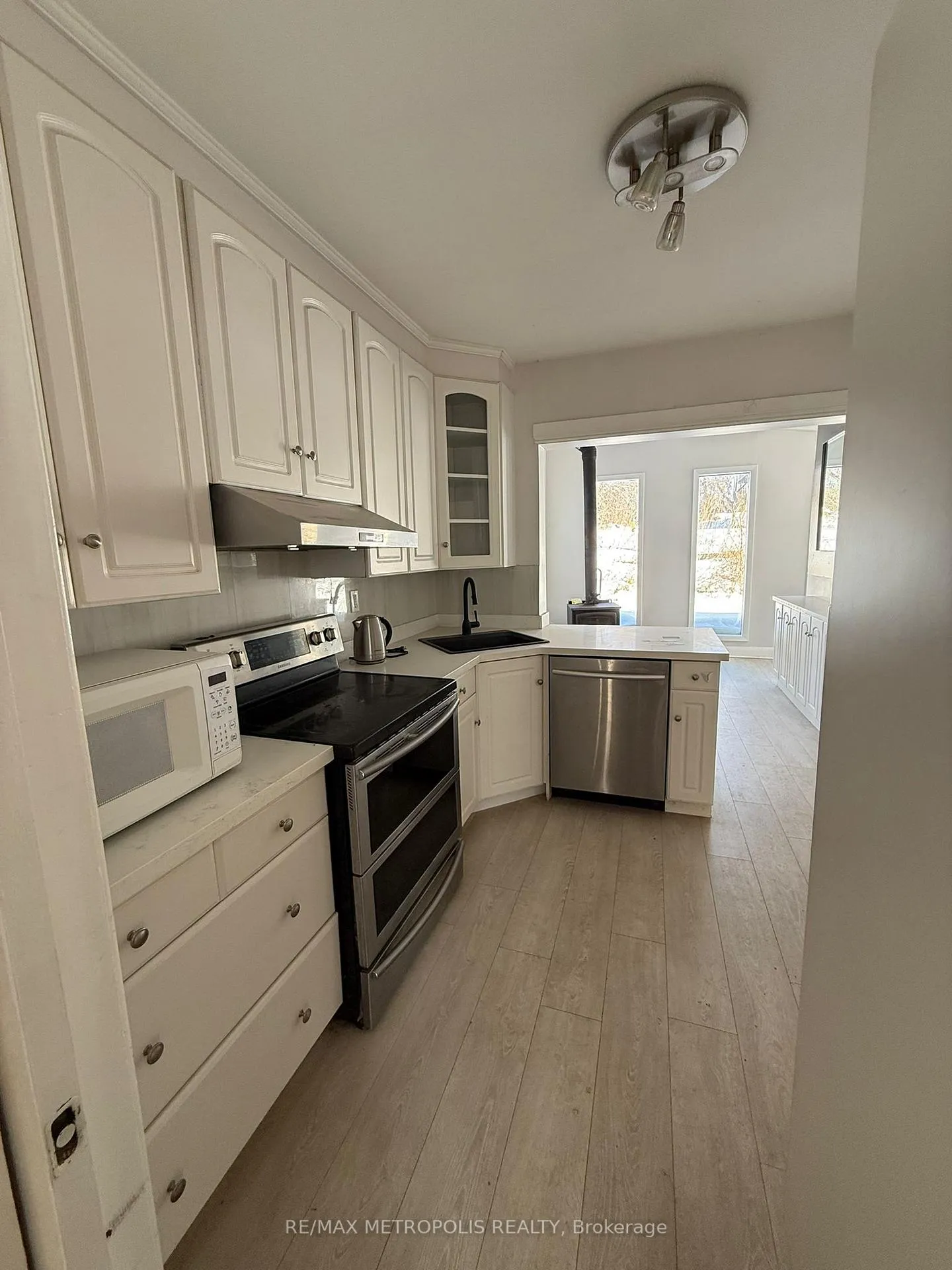 Photo 5 of 3975 Kinsale Road, Pickering, Rural Pickering — HOMEH