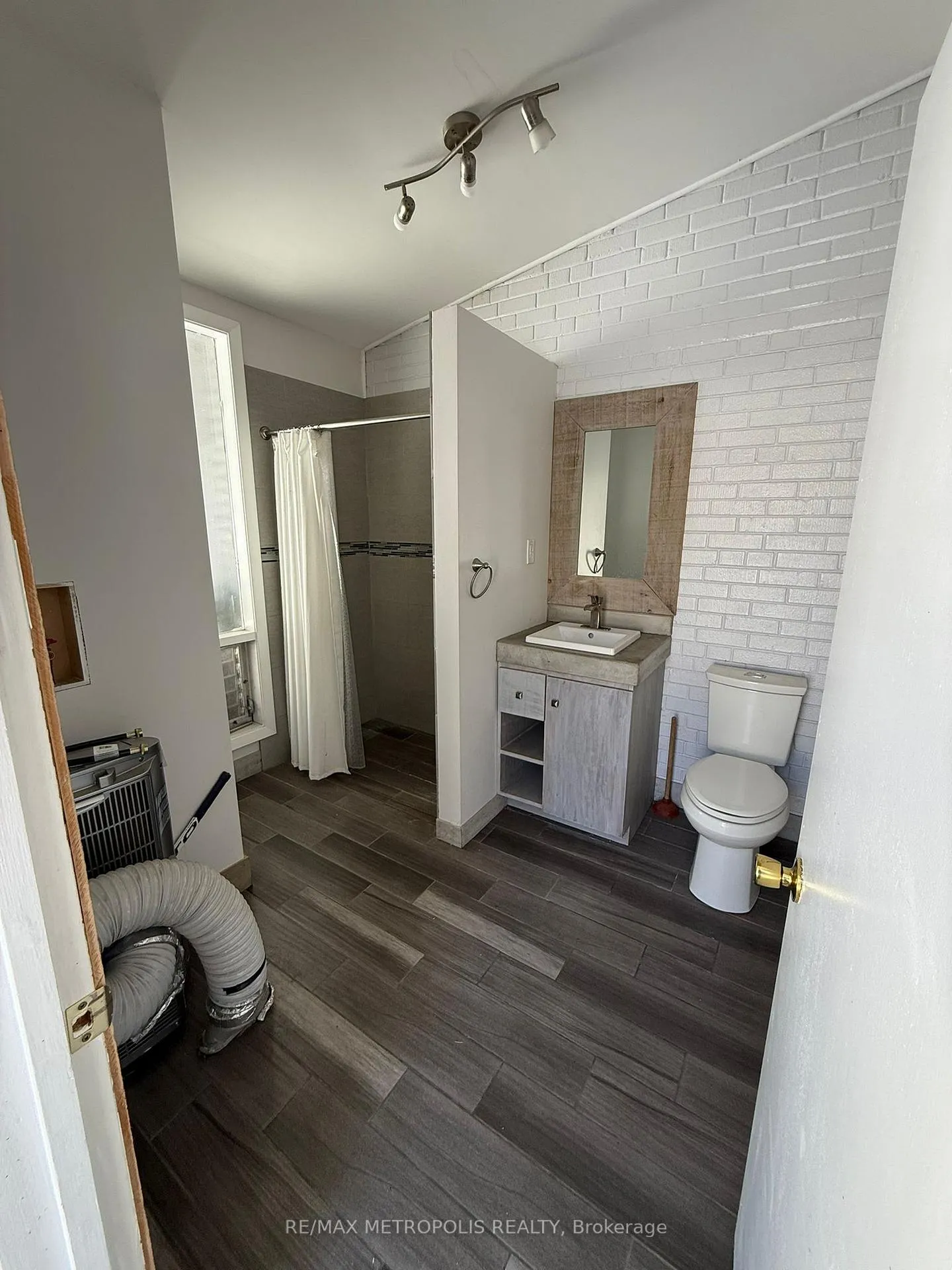 Photo 11 of 3975 Kinsale Road, Pickering, Rural Pickering — HOMEH