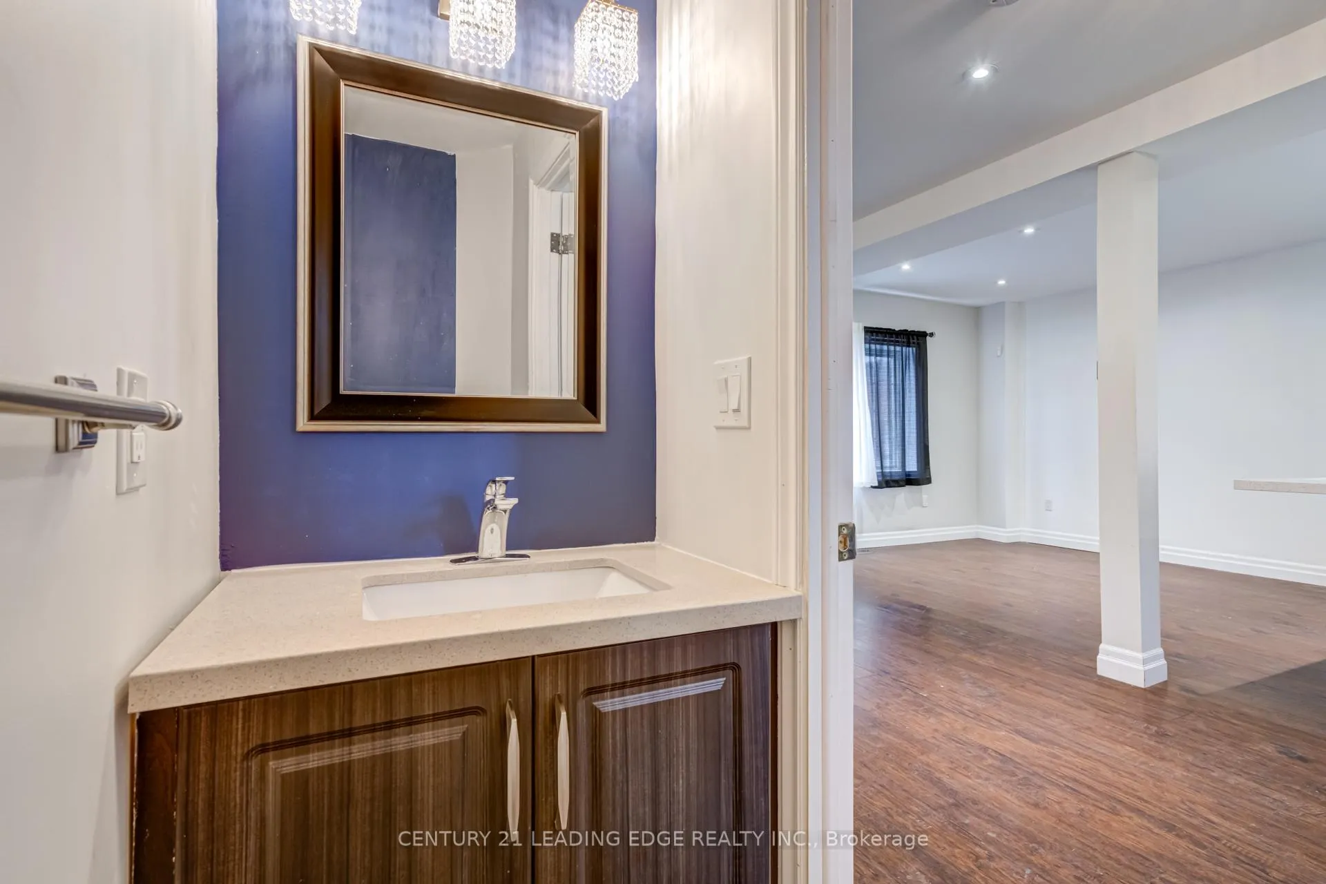 Photo 13 of 424 Upper Wentworth Street, Hamilton, Inch Park — HOMEH