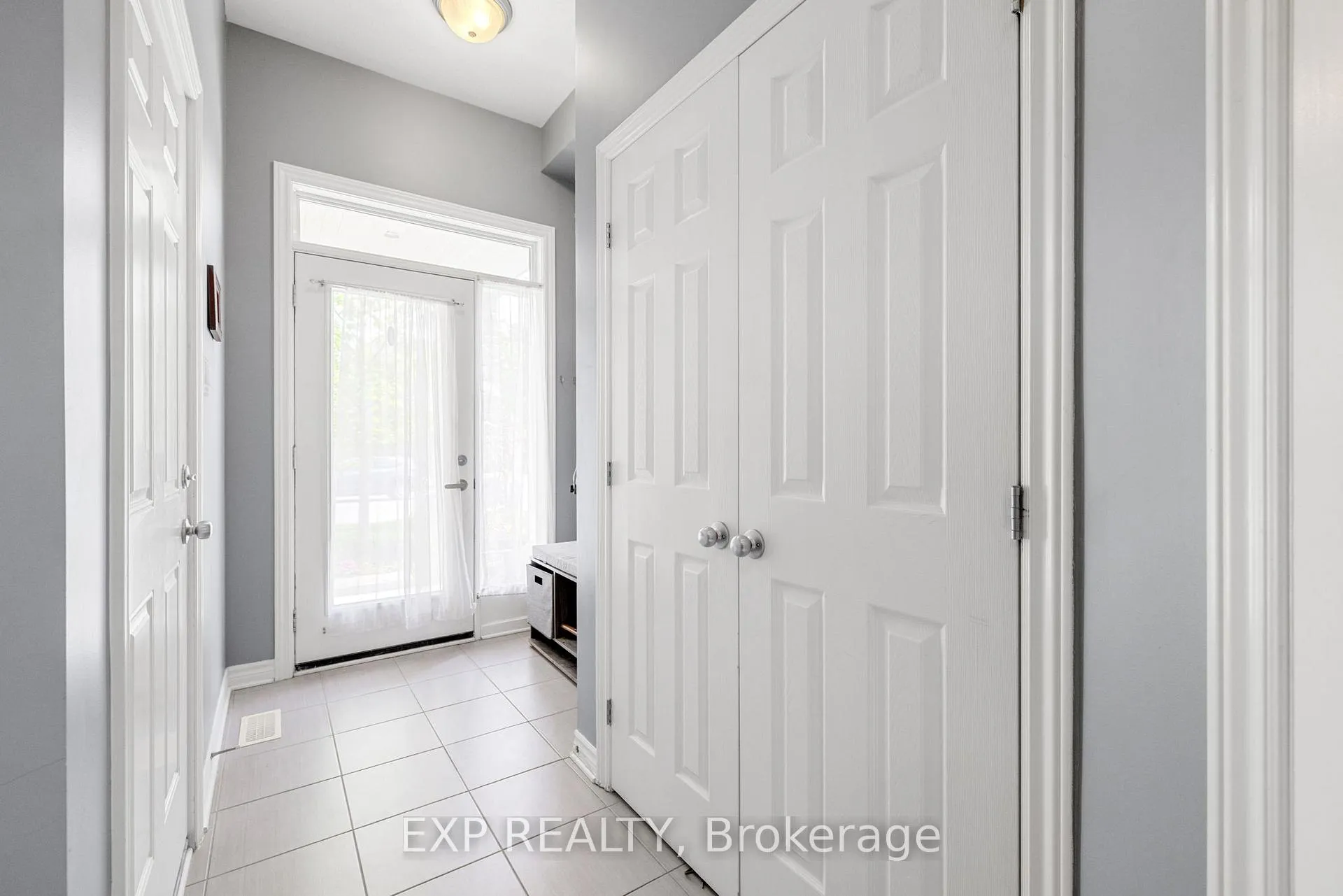 Photo 4 of 613 Willowmere Way, Ottawa, Blossom Park/Kemp Park/Findlay Creek — HOMEH