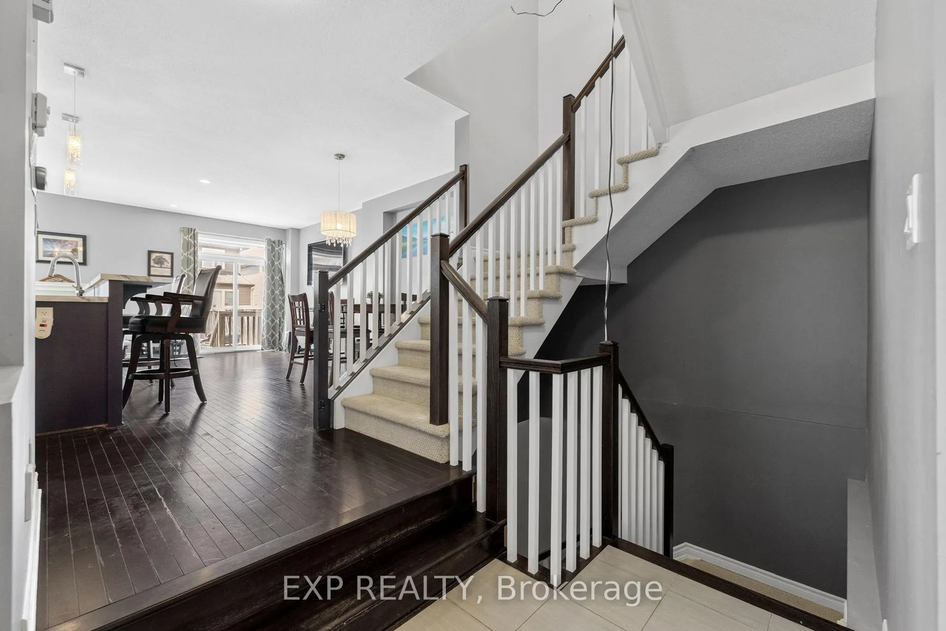 Photo 6 of 613 Willowmere Way, Ottawa, Blossom Park/Kemp Park/Findlay Creek — HOMEH