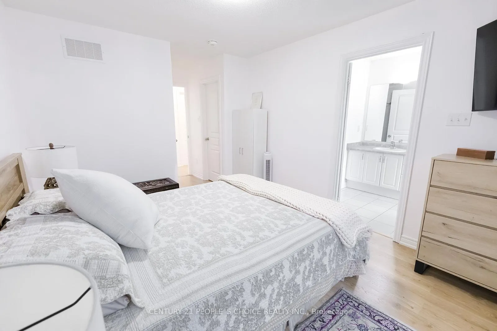 Photo 27 of 102 Roy Grove Way, Markham, Greensborough — HOMEH