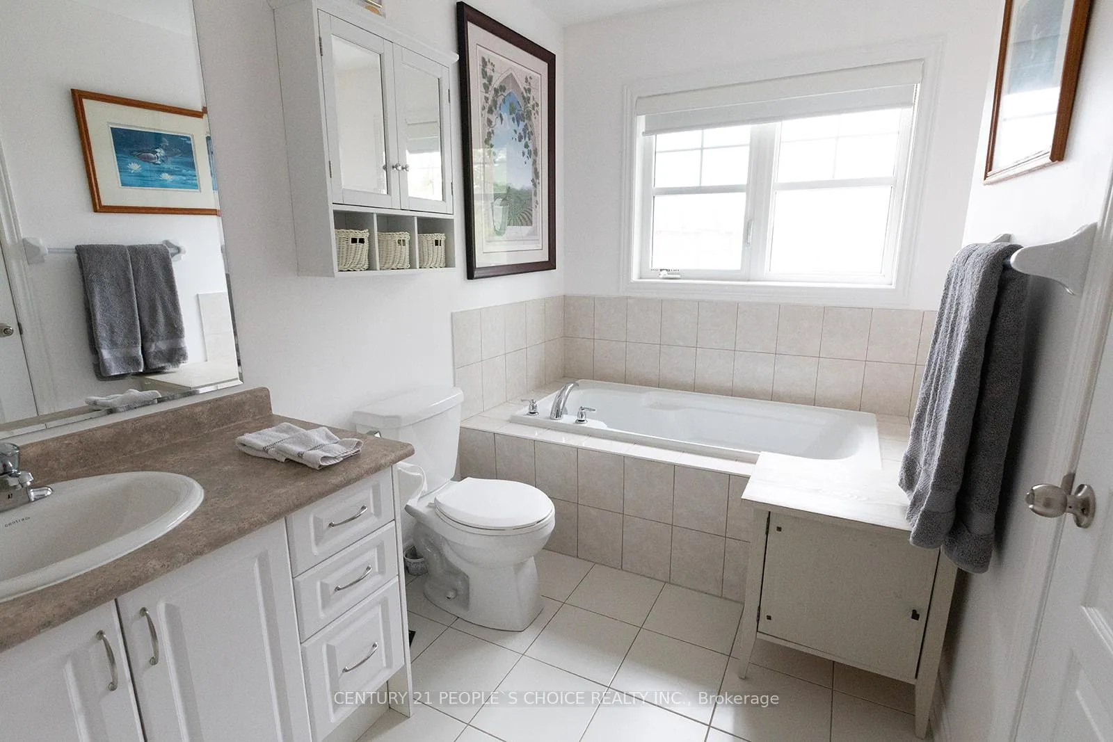Photo 34 of 102 Roy Grove Way, Markham, Greensborough — HOMEH