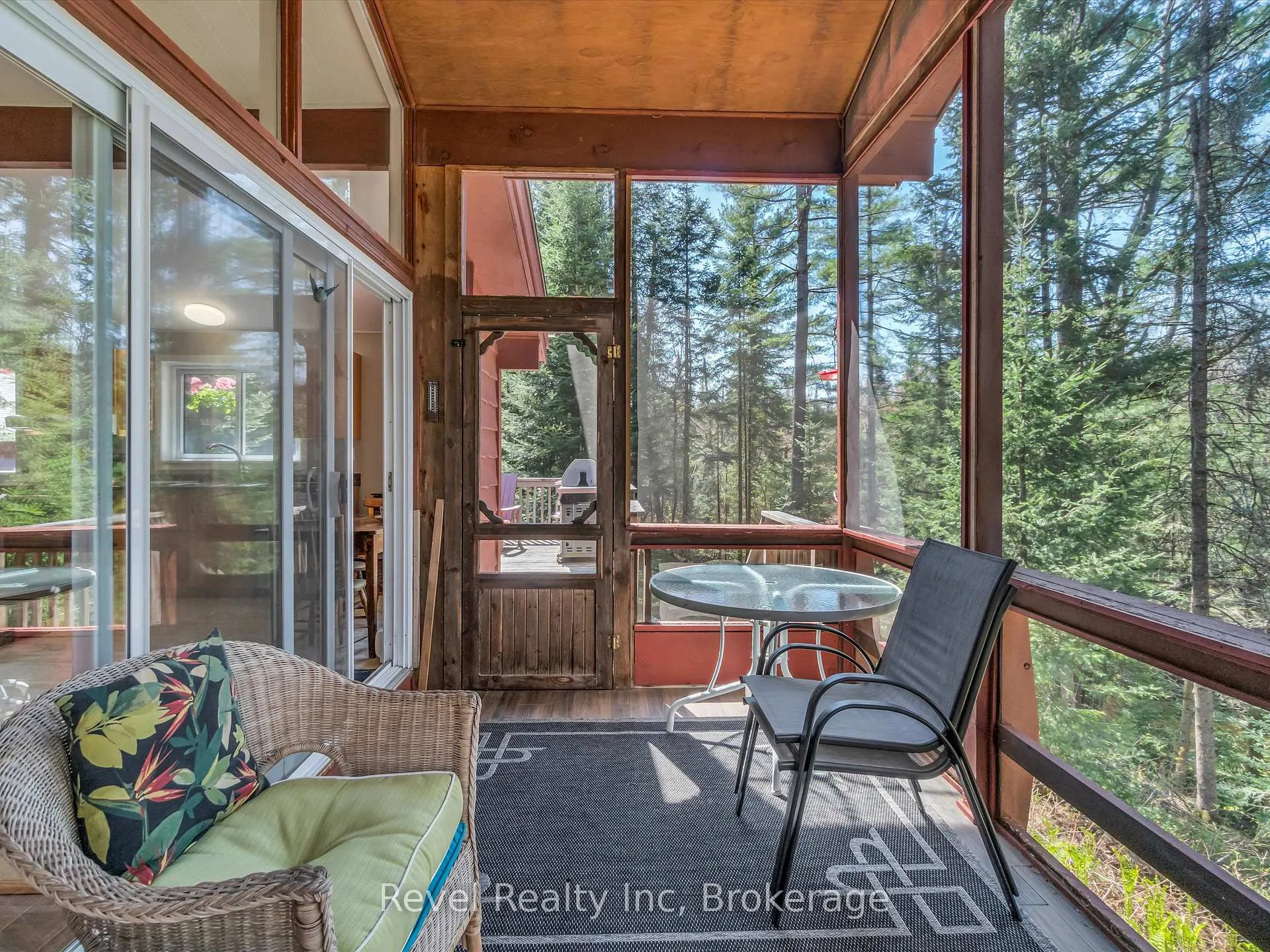 Photo 12 of 1234 Miriam Drive, Bracebridge, Oakley — HOMEH