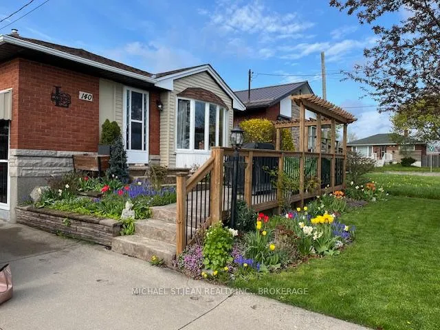 Photo 4 of 140 Burkholder Drive, Hamilton, Burkholme — HOMEH
