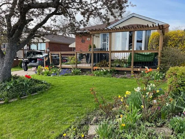 Photo 5 of 140 Burkholder Drive, Hamilton, Burkholme — HOMEH