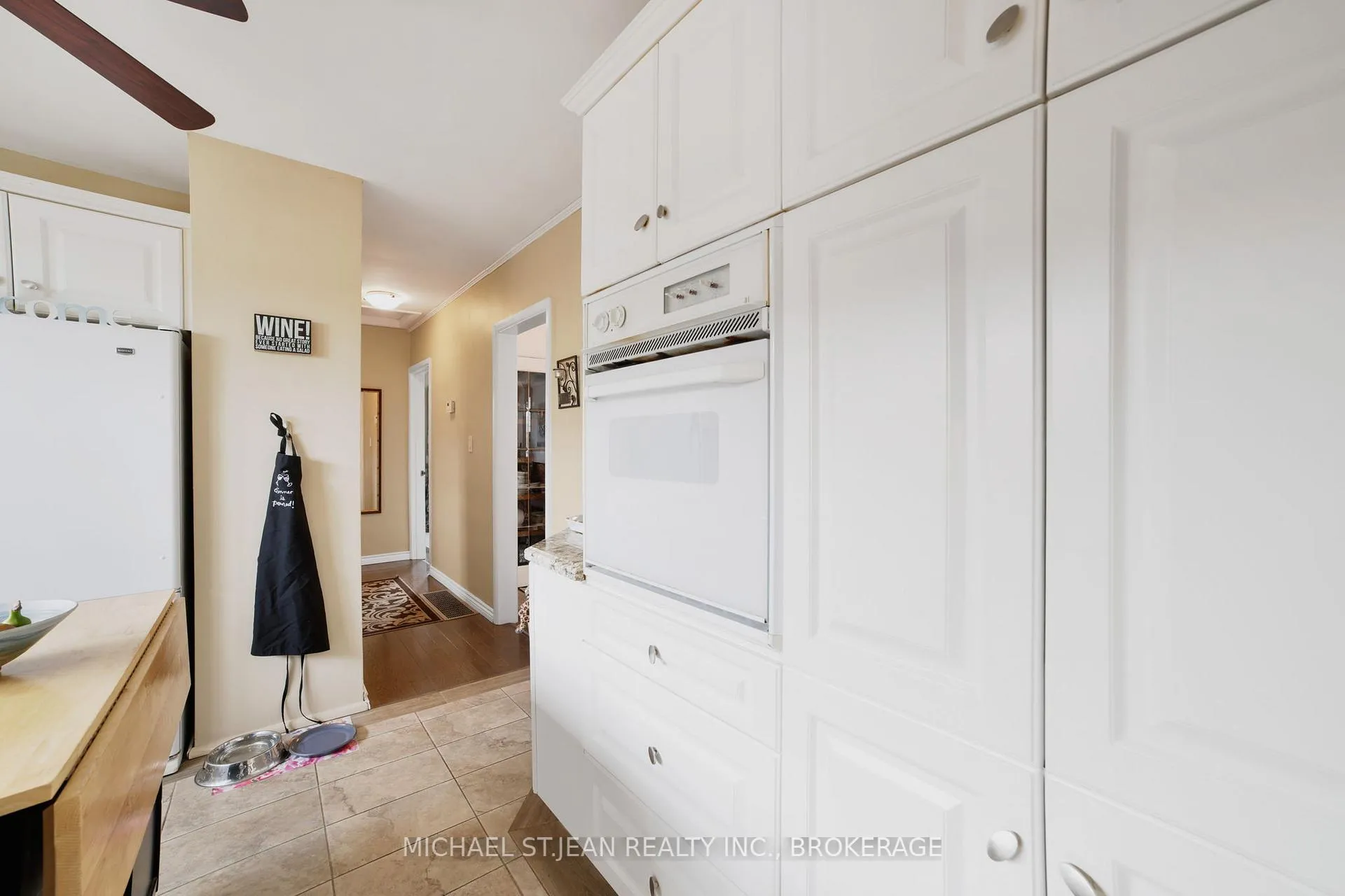 Photo 13 of 140 Burkholder Drive, Hamilton, Burkholme — HOMEH