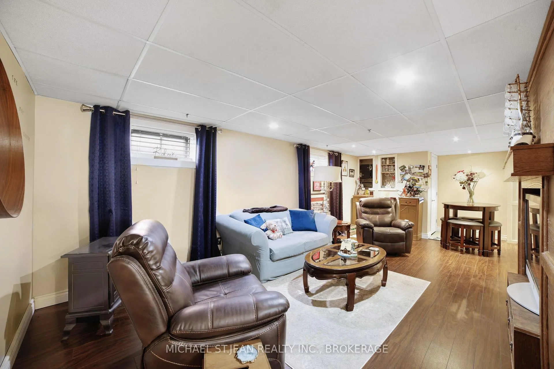 Photo 30 of 140 Burkholder Drive, Hamilton, Burkholme — HOMEH