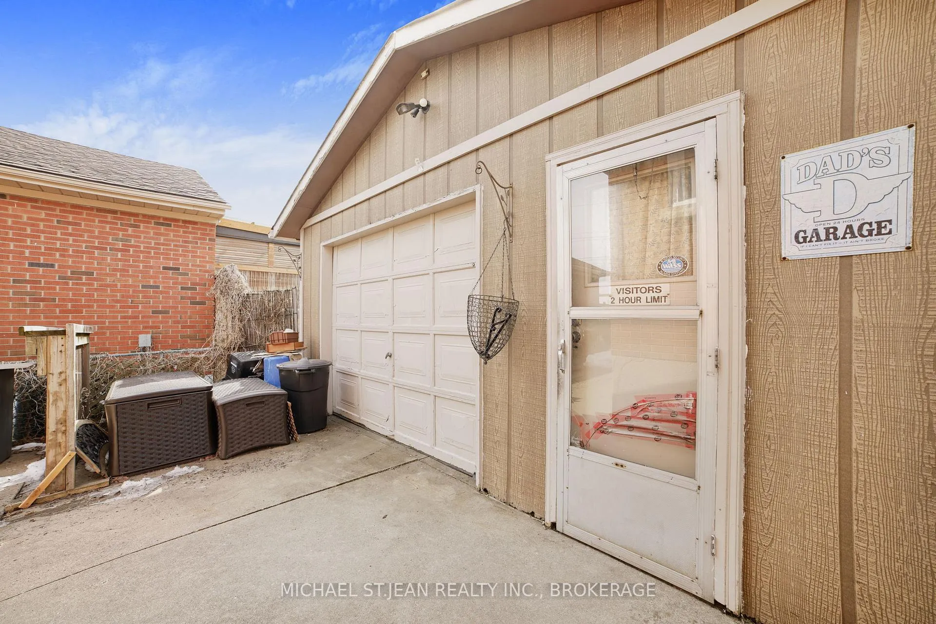 Photo 33 of 140 Burkholder Drive, Hamilton, Burkholme — HOMEH