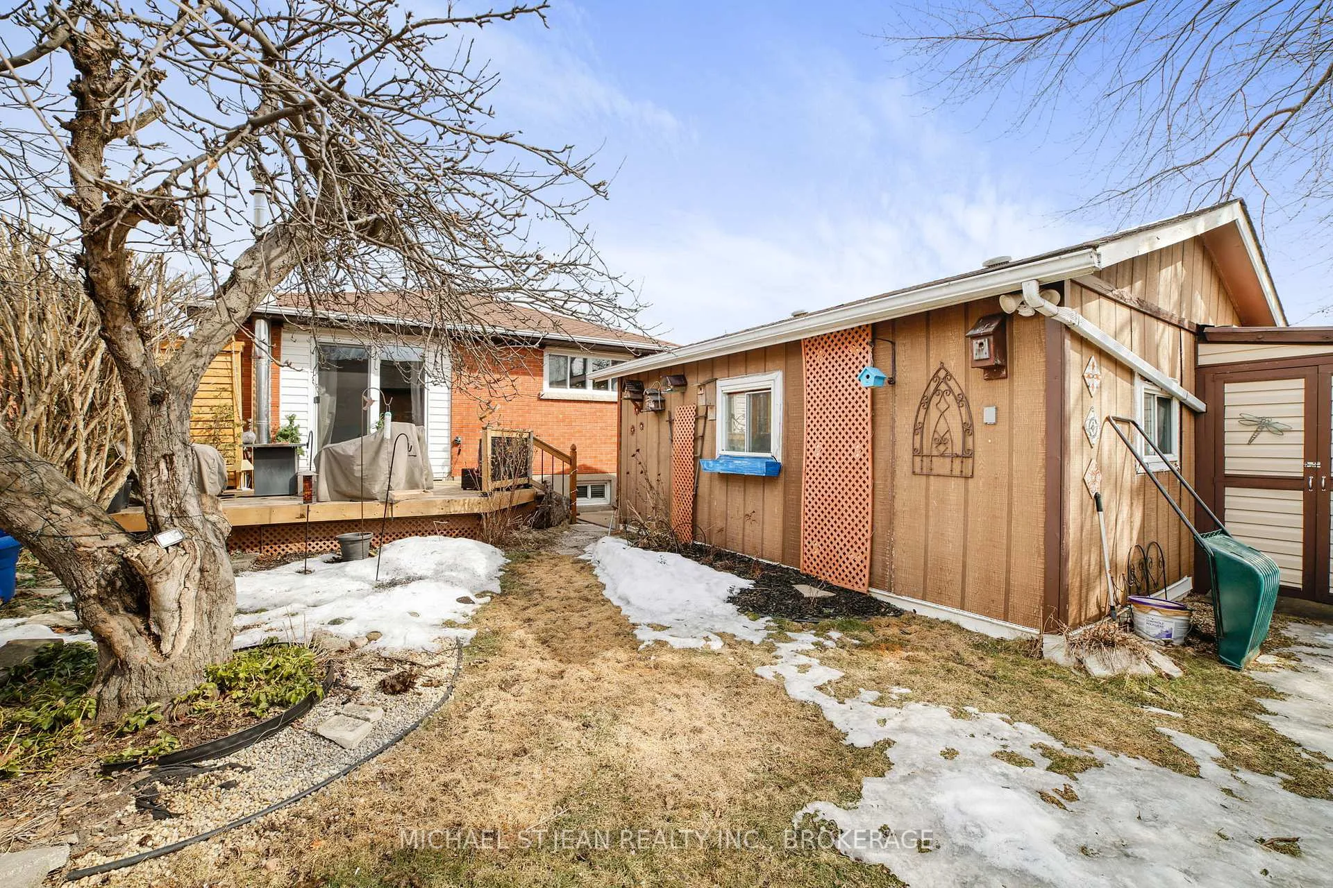 Photo 35 of 140 Burkholder Drive, Hamilton, Burkholme — HOMEH