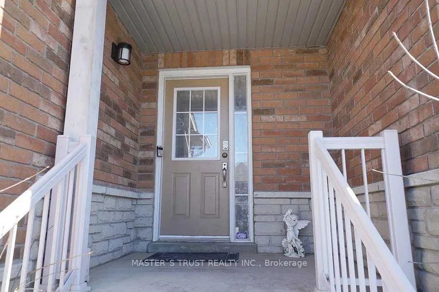 Photo 3 of 31 Marathon Avenue, Vaughan, Patterson — HOMEH