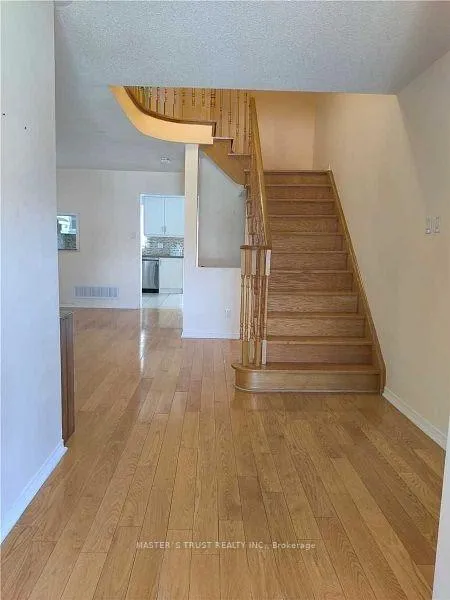 Photo 6 of 31 Marathon Avenue, Vaughan, Patterson — HOMEH