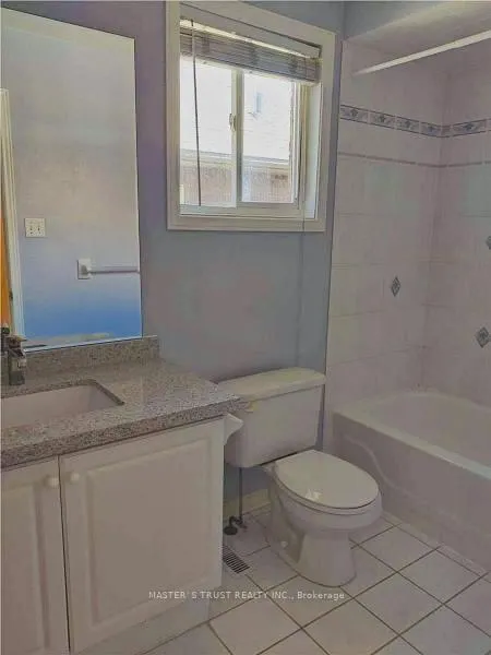 Photo 10 of 31 Marathon Avenue, Vaughan, Patterson — HOMEH