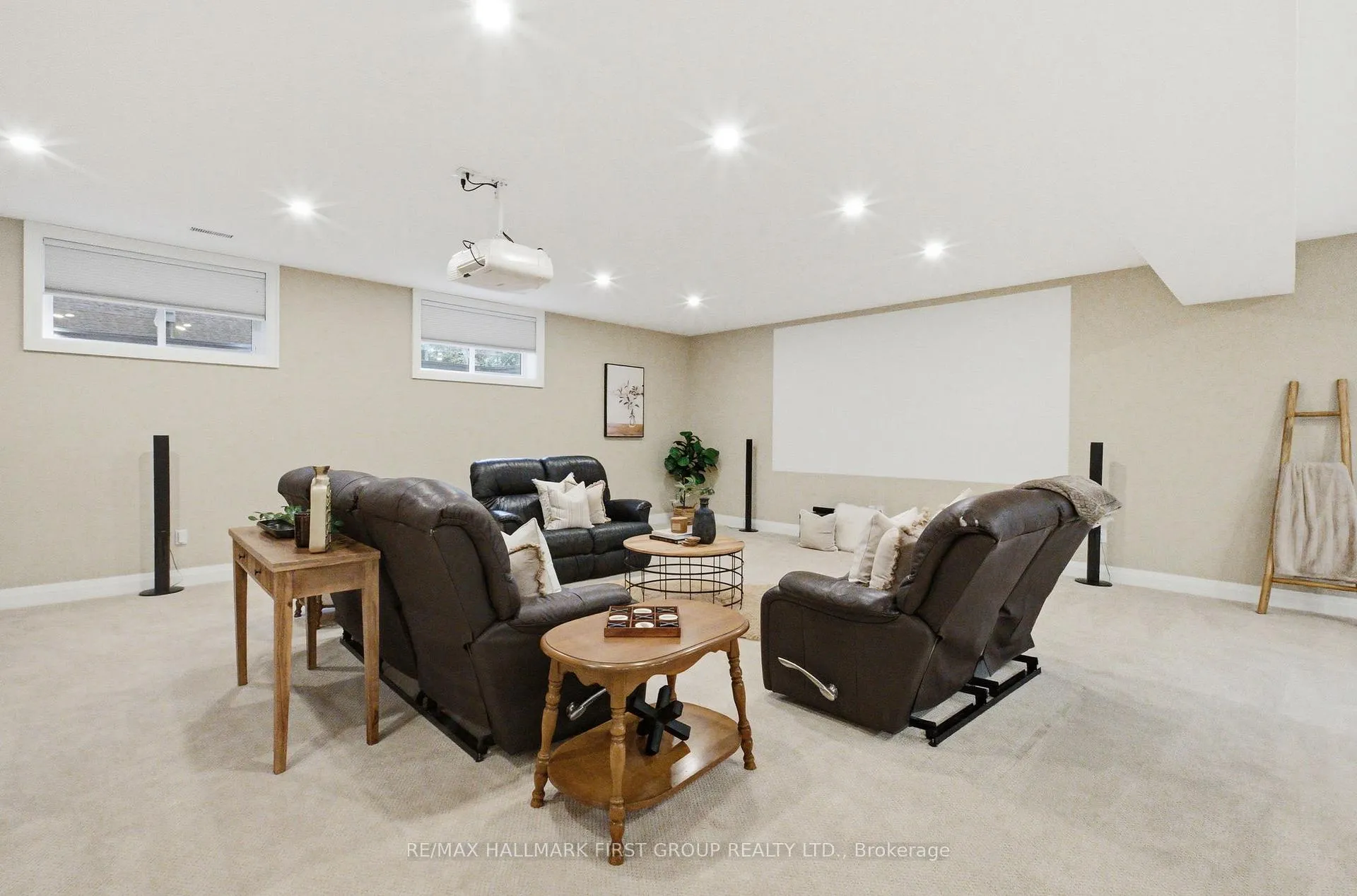 Photo 31 of 1682 Heathside Crescent, Pickering, Liverpool — HOMEH