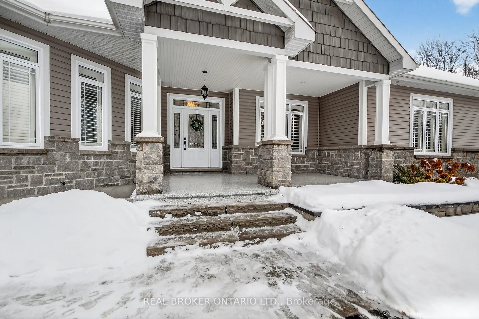 Photo 2 of 14 Cavalry Crescent, North Grenville, North Grenville Twp (Kemptville South) — HOMEH