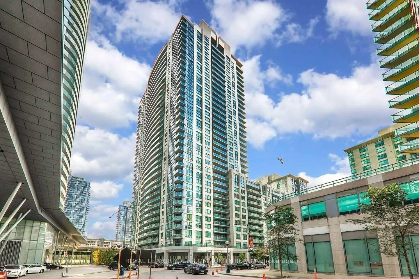 Front of Unit 2703, 19 Grand Trunk Crescent