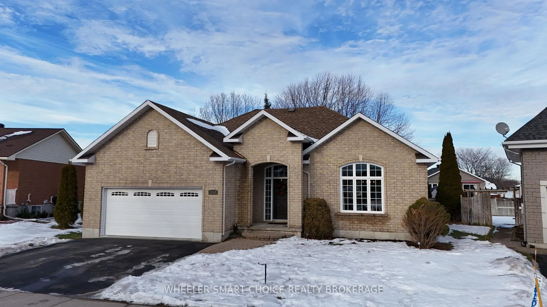 Photo 1 of 1757 MacIntyre Avenue, Cornwall — HOMEH