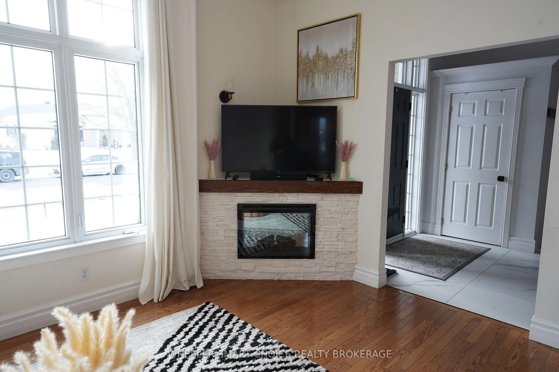 Photo 6 of 1757 MacIntyre Avenue, Cornwall — HOMEH