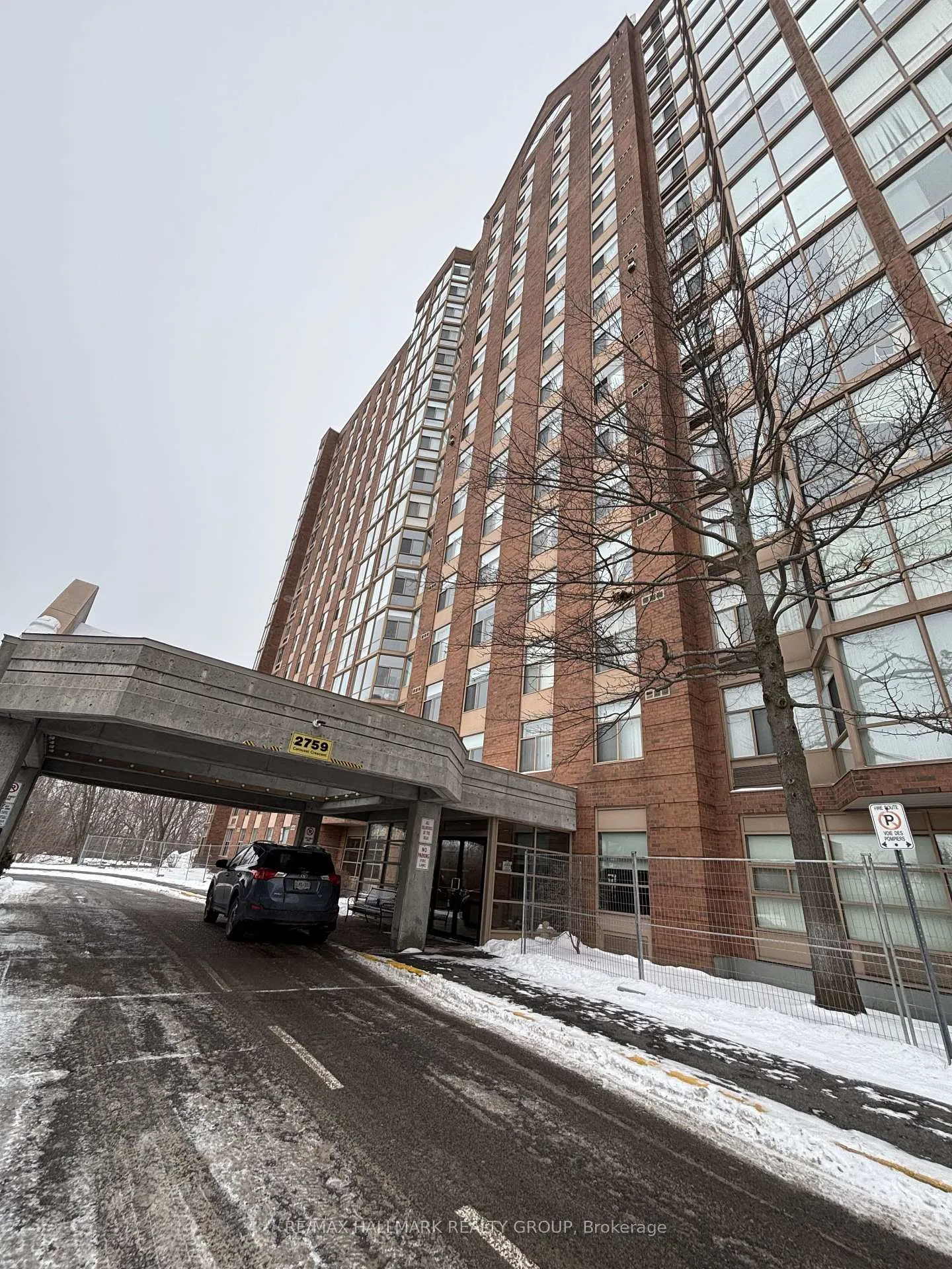 Photo 2 of Unit 508, 2759 Carousel Crescent, Ottawa, Emerald Woods/Sawmill Creek — HOMEH