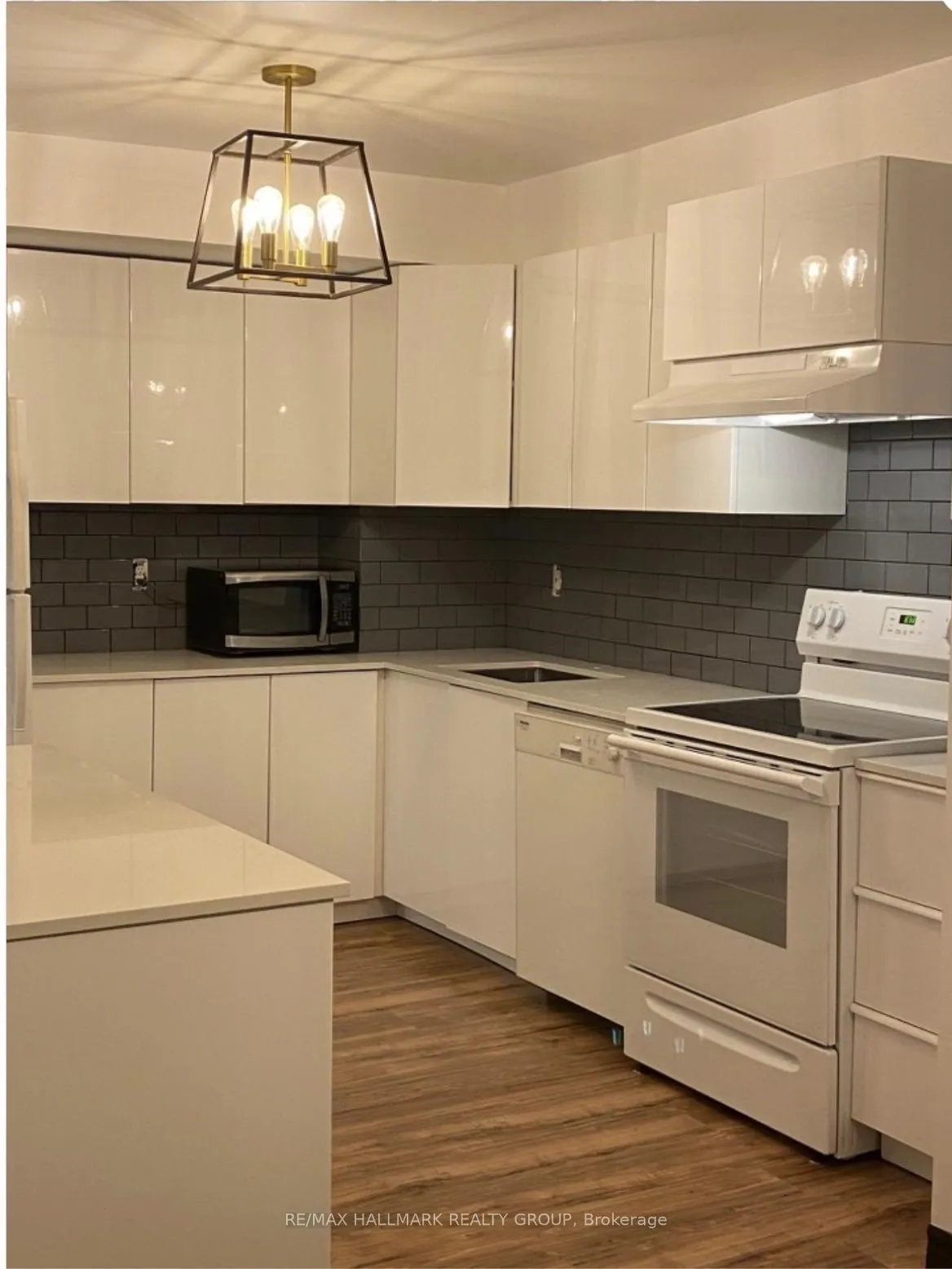 Photo 5 of Unit 508, 2759 Carousel Crescent, Ottawa, Emerald Woods/Sawmill Creek — HOMEH