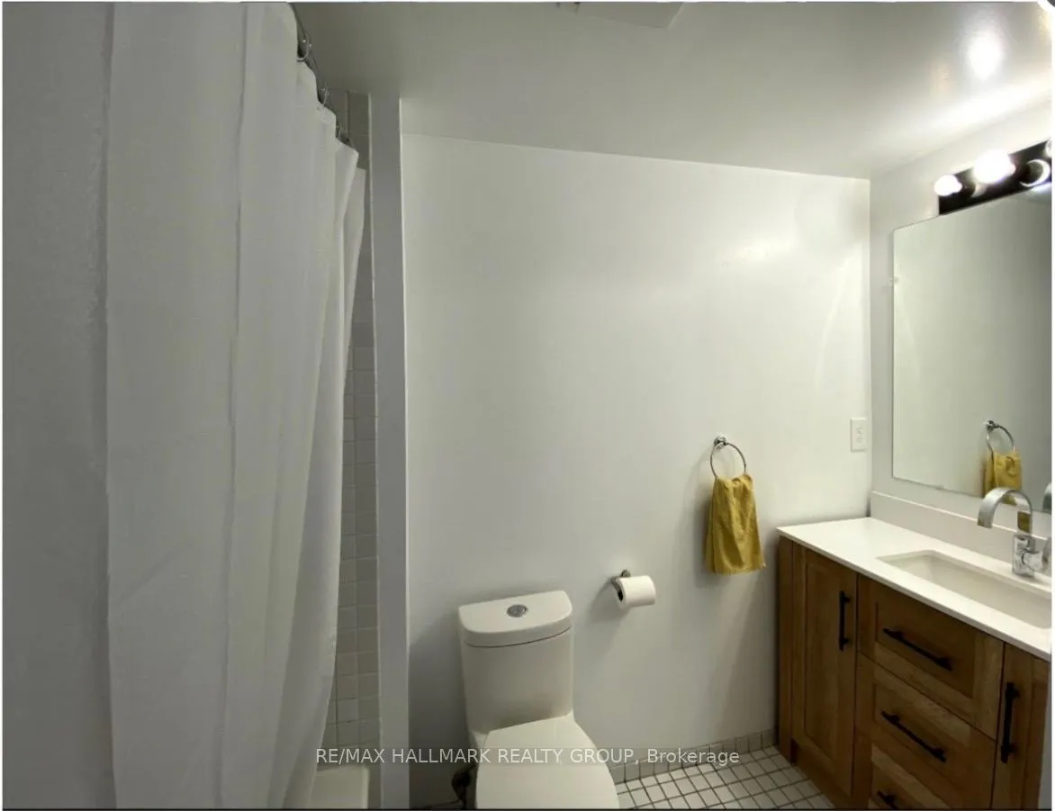 Photo 15 of Unit 508, 2759 Carousel Crescent, Ottawa, Emerald Woods/Sawmill Creek — HOMEH