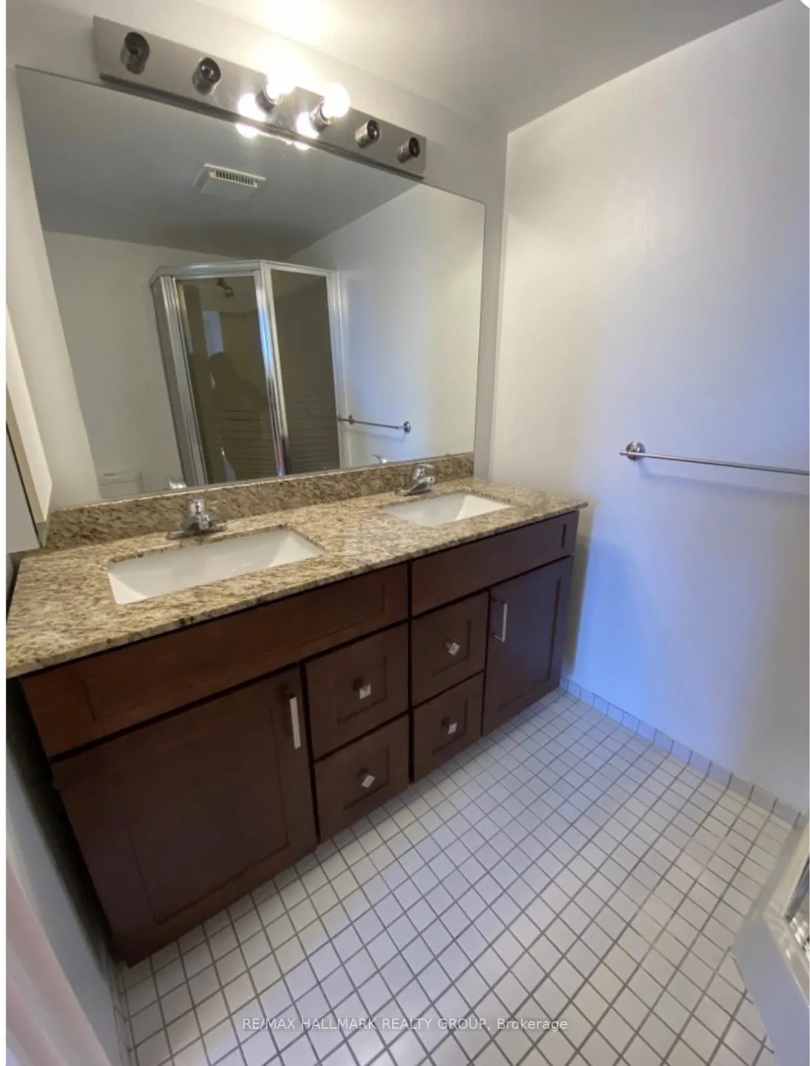 Photo 16 of Unit 508, 2759 Carousel Crescent, Ottawa, Emerald Woods/Sawmill Creek — HOMEH