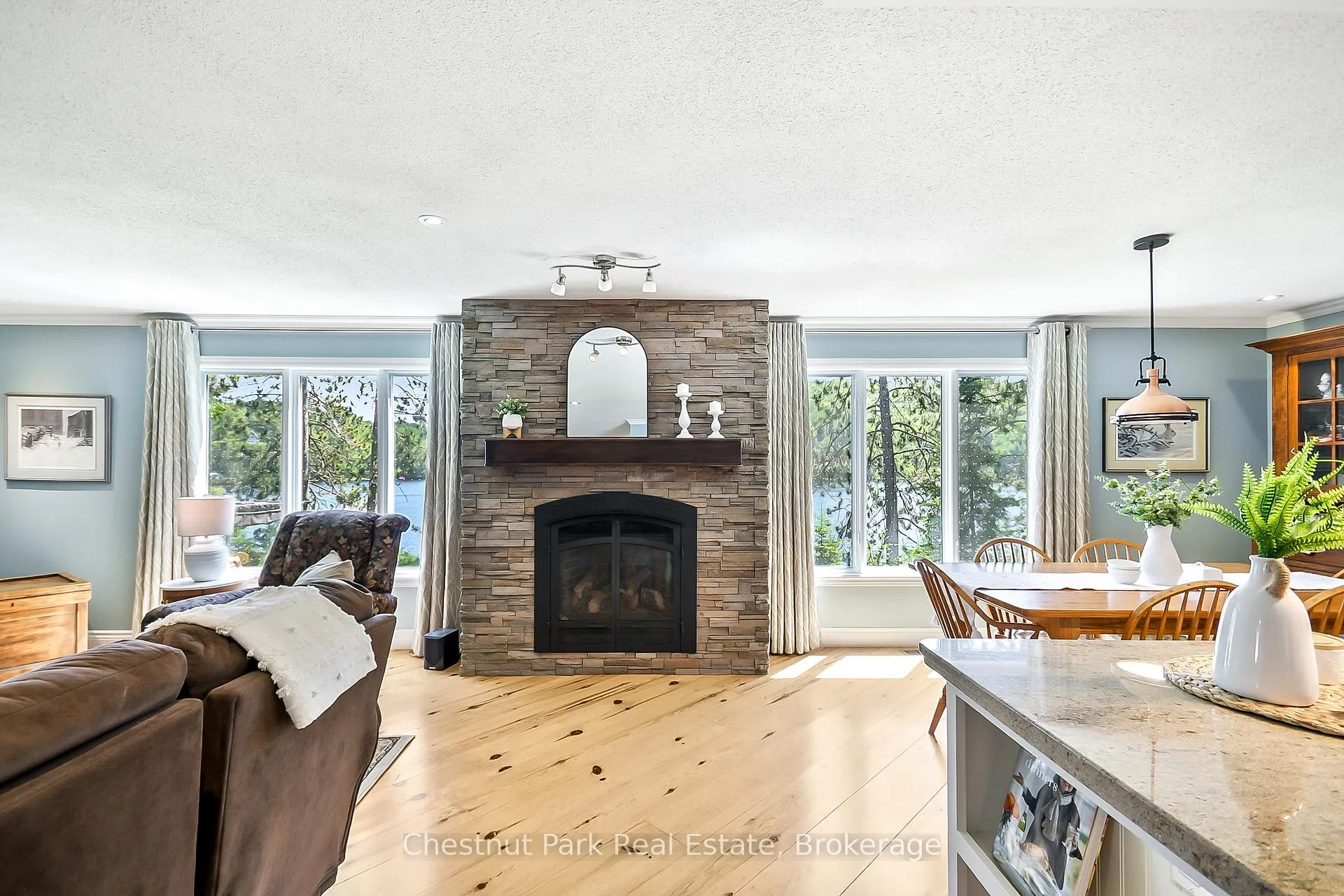 Photo 27 of 93 Lakeview Lane, Joly — HOMEH