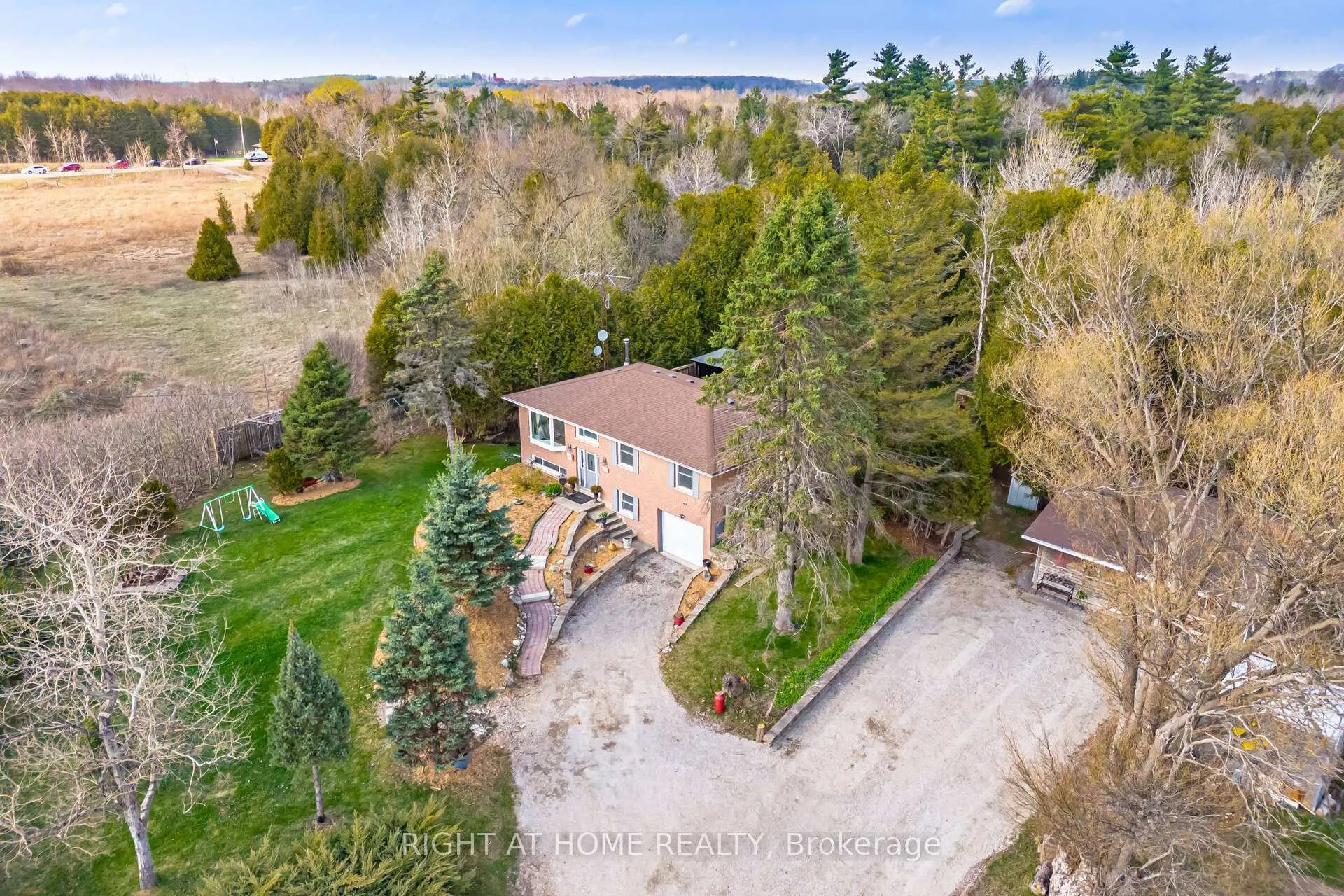 Photo 2 of 2130 Highway 6, Hamilton, Rural Flamborough — HOMEH