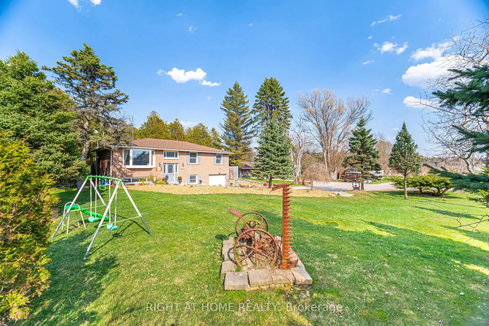 Photo 3 of 2130 Highway 6, Hamilton, Rural Flamborough — HOMEH