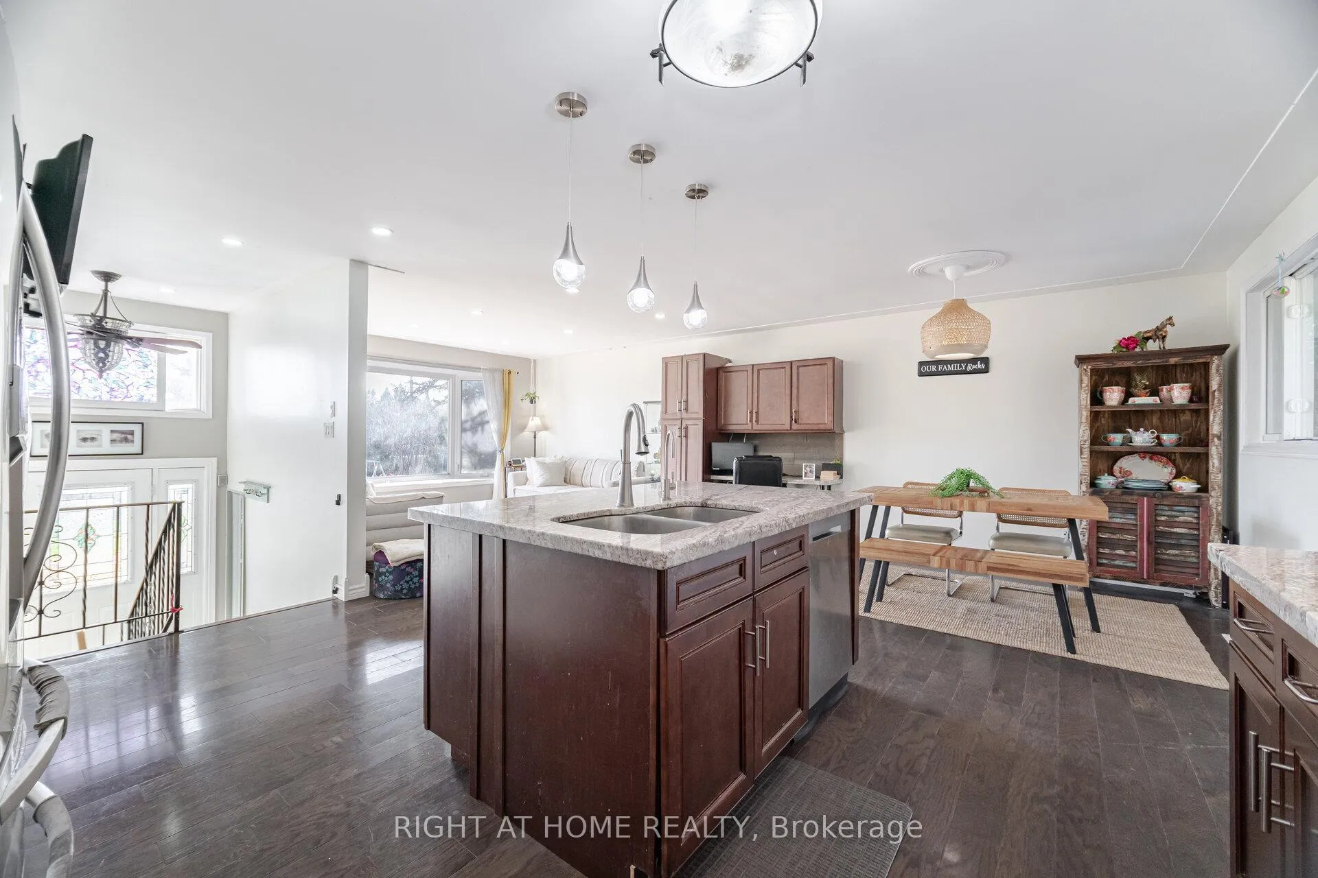 Photo 10 of 2130 Highway 6, Hamilton, Rural Flamborough — HOMEH