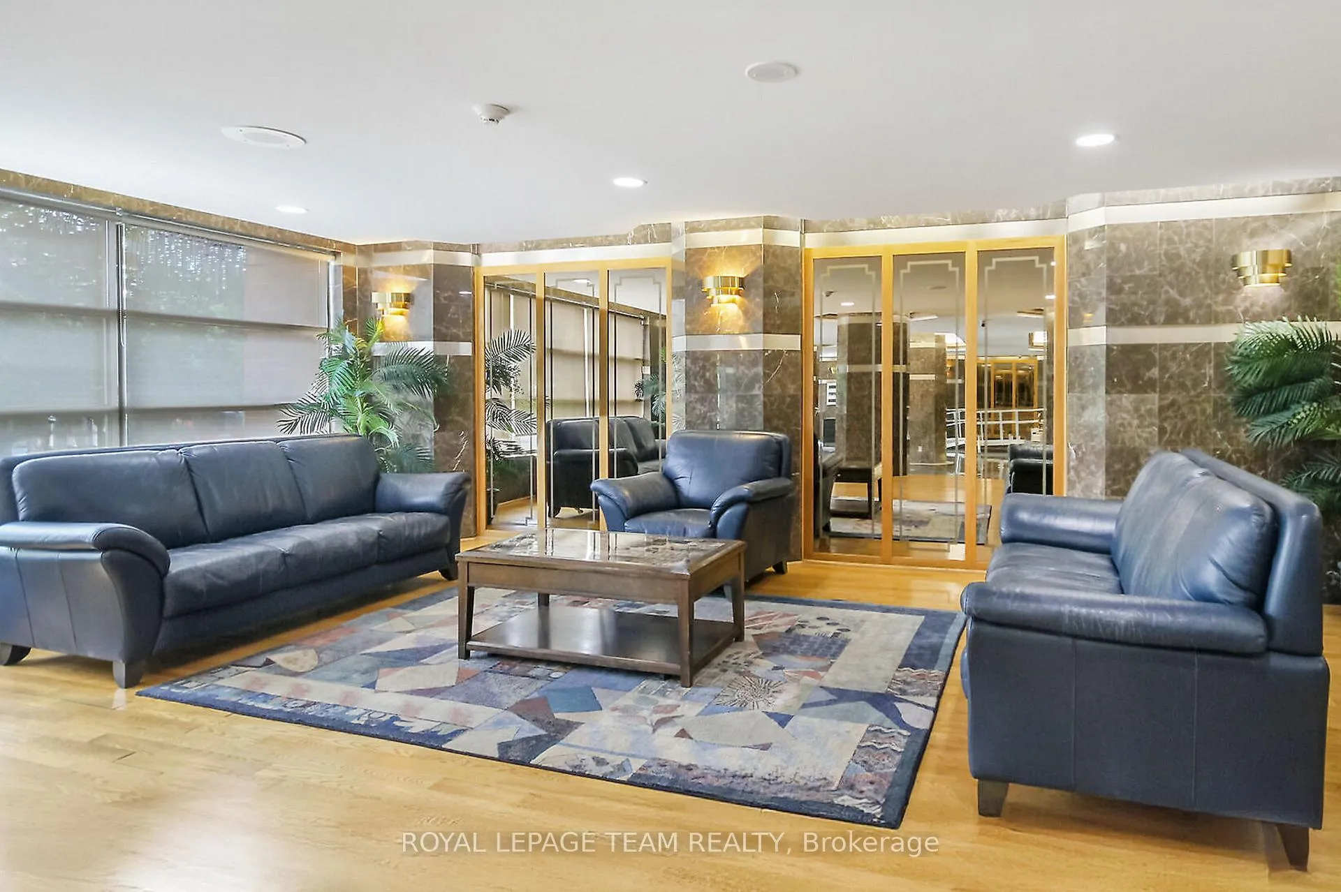 Photo 2 of Unit 1506, 2760 Carousel Crescent, Ottawa, Emerald Woods/Sawmill Creek — HOMEH