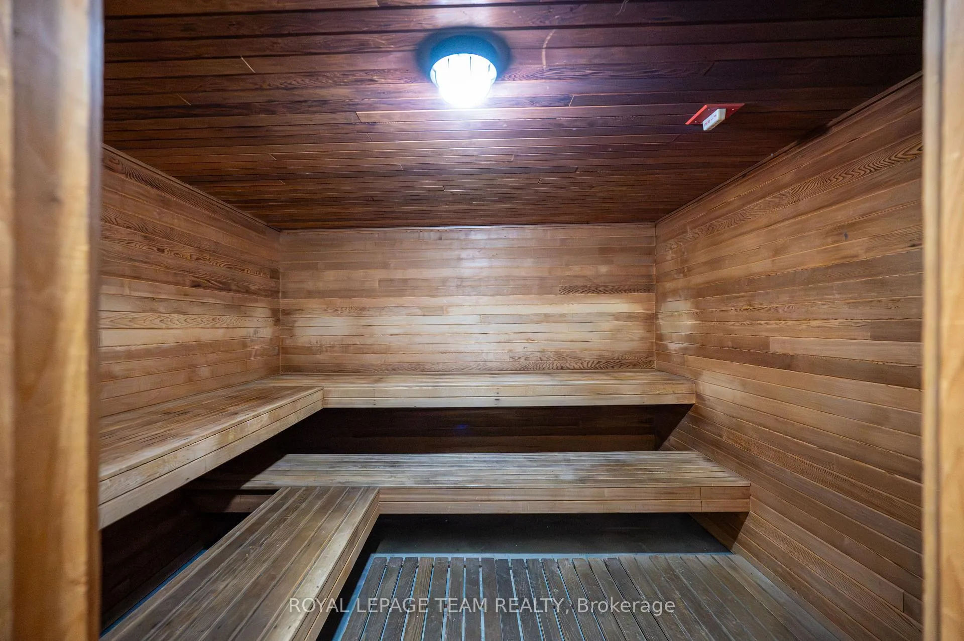 Photo 22 of Unit 1506, 2760 Carousel Crescent, Ottawa, Emerald Woods/Sawmill Creek — HOMEH