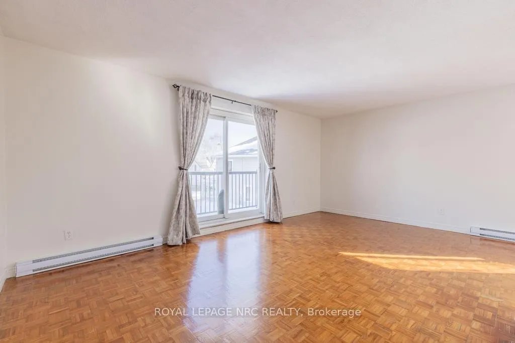 Photo 5 of Unit Unit 201, 14 John Street, Grimsby, Grimsby East — HOMEH