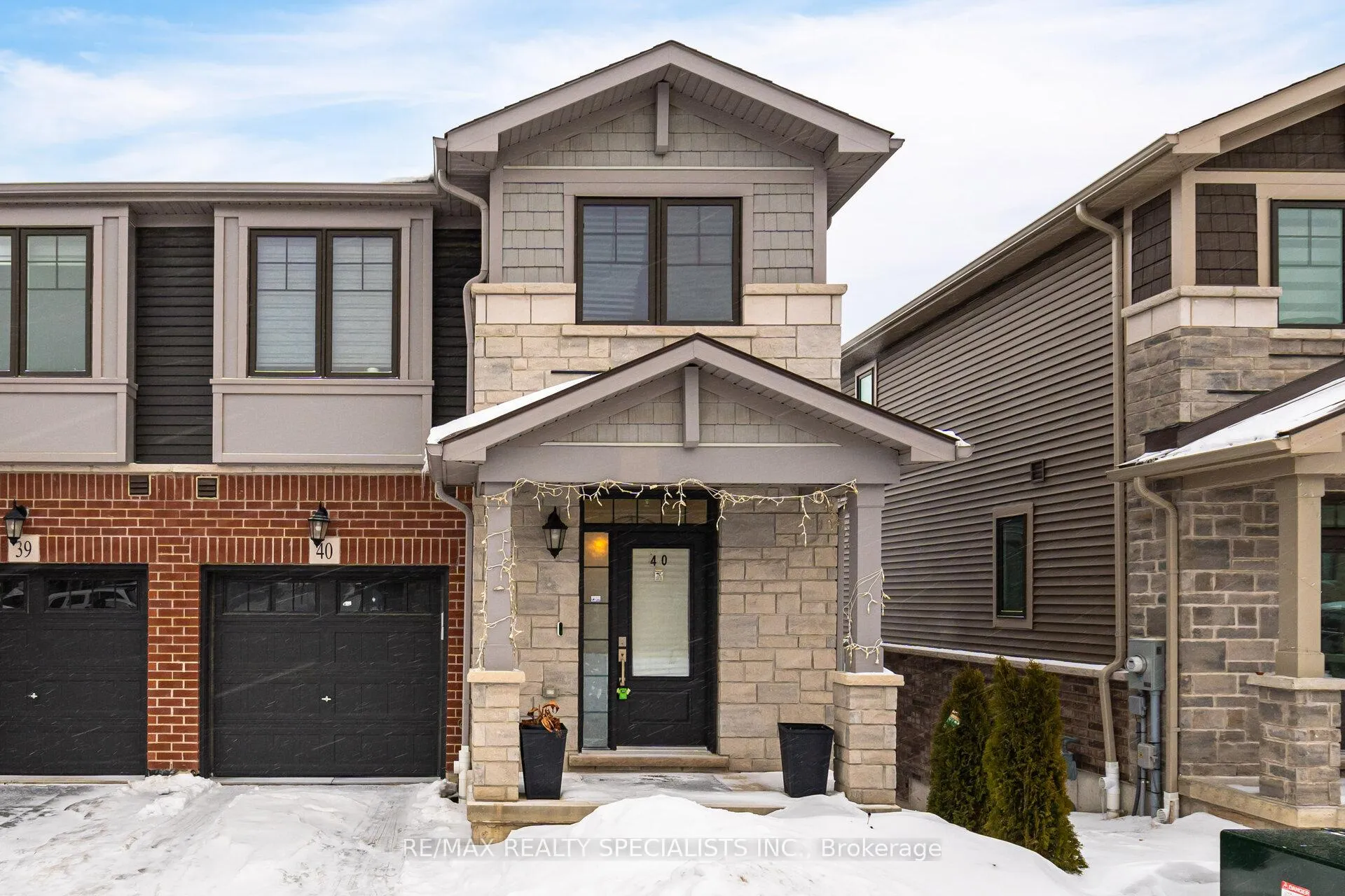Front of Unit 40, 10 Birmingham Drive