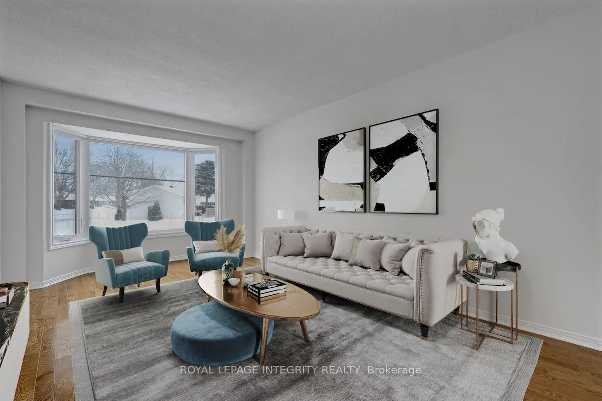 Photo 3 of 2177 Lenester Avenue, Ottawa, McKellar Heights/Glabar Park — HOMEH