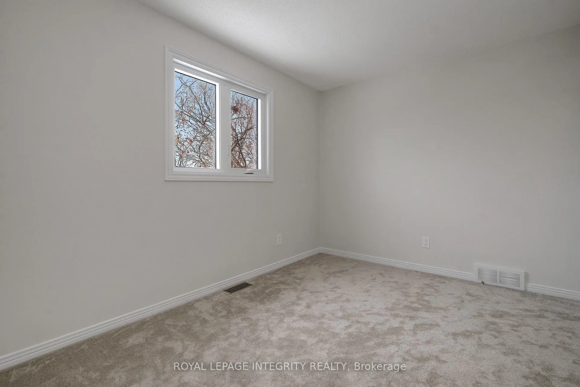 Photo 25 of 2177 Lenester Avenue, Ottawa, McKellar Heights/Glabar Park — HOMEH