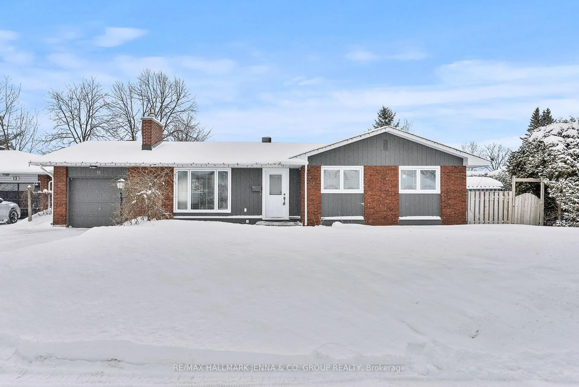 Photo 1 of 11 Tripp Crescent, Ottawa, Barrhaven - Pheasant Run — HOMEH