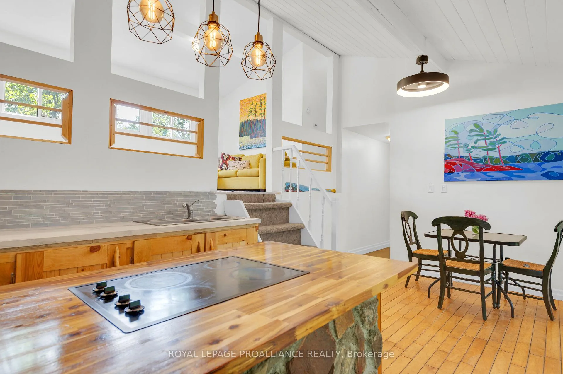Photo 7 of 2704 Elm Tree Road, Frontenac, Frontenac Centre — HOMEH