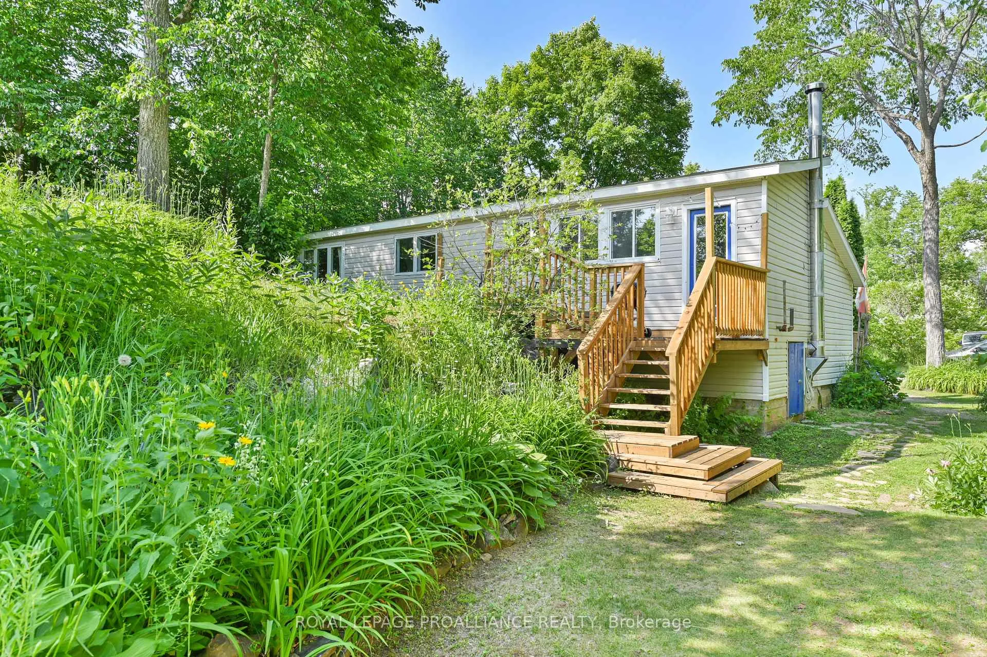 Photo 23 of 2704 Elm Tree Road, Frontenac, Frontenac Centre — HOMEH