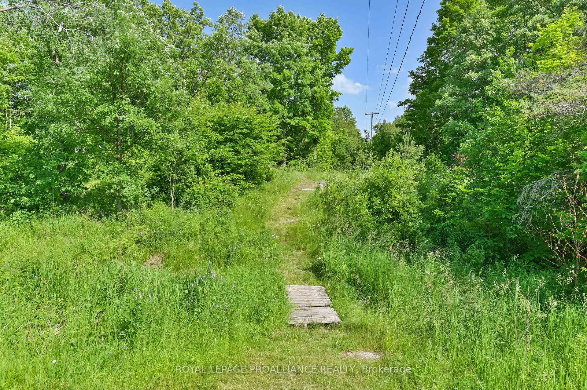 Photo 31 of 2704 Elm Tree Road, Frontenac, Frontenac Centre — HOMEH